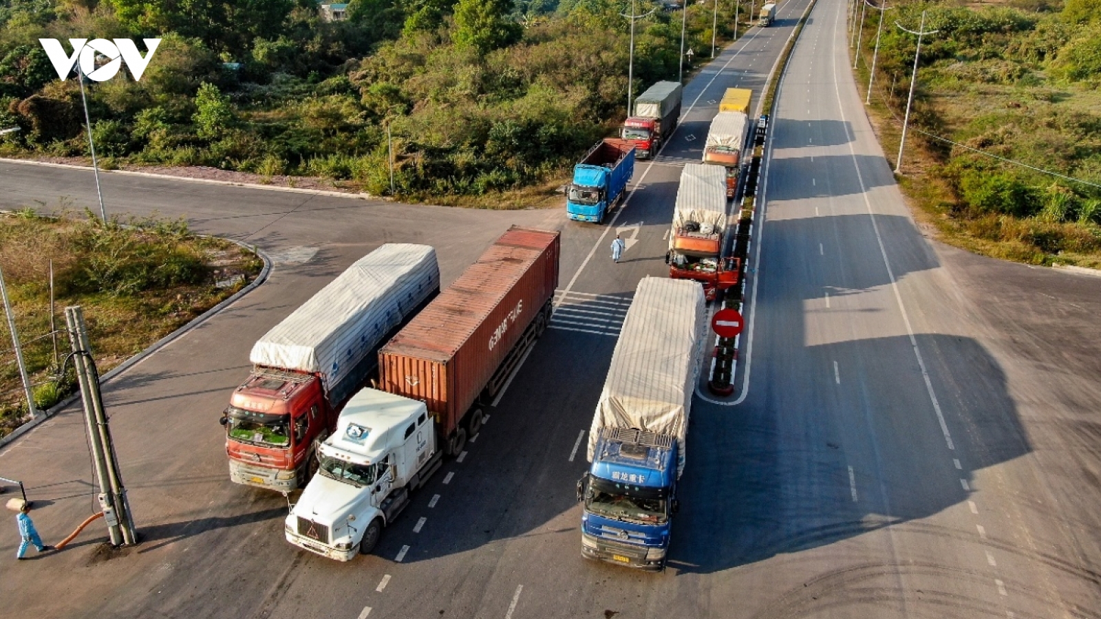 Tăng cường đấu tranh chống buôn lậu, gian lận thương mại và hàng giả dịp Tết