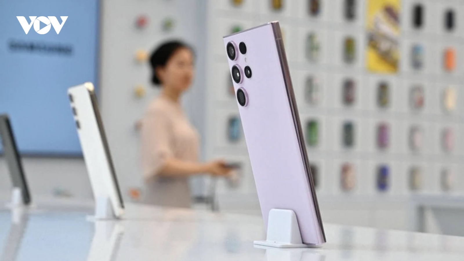 Samsung lần đầu tiên lấy lại ngôi vị số một smartphone tại Ấn Độ kể từ năm 2018