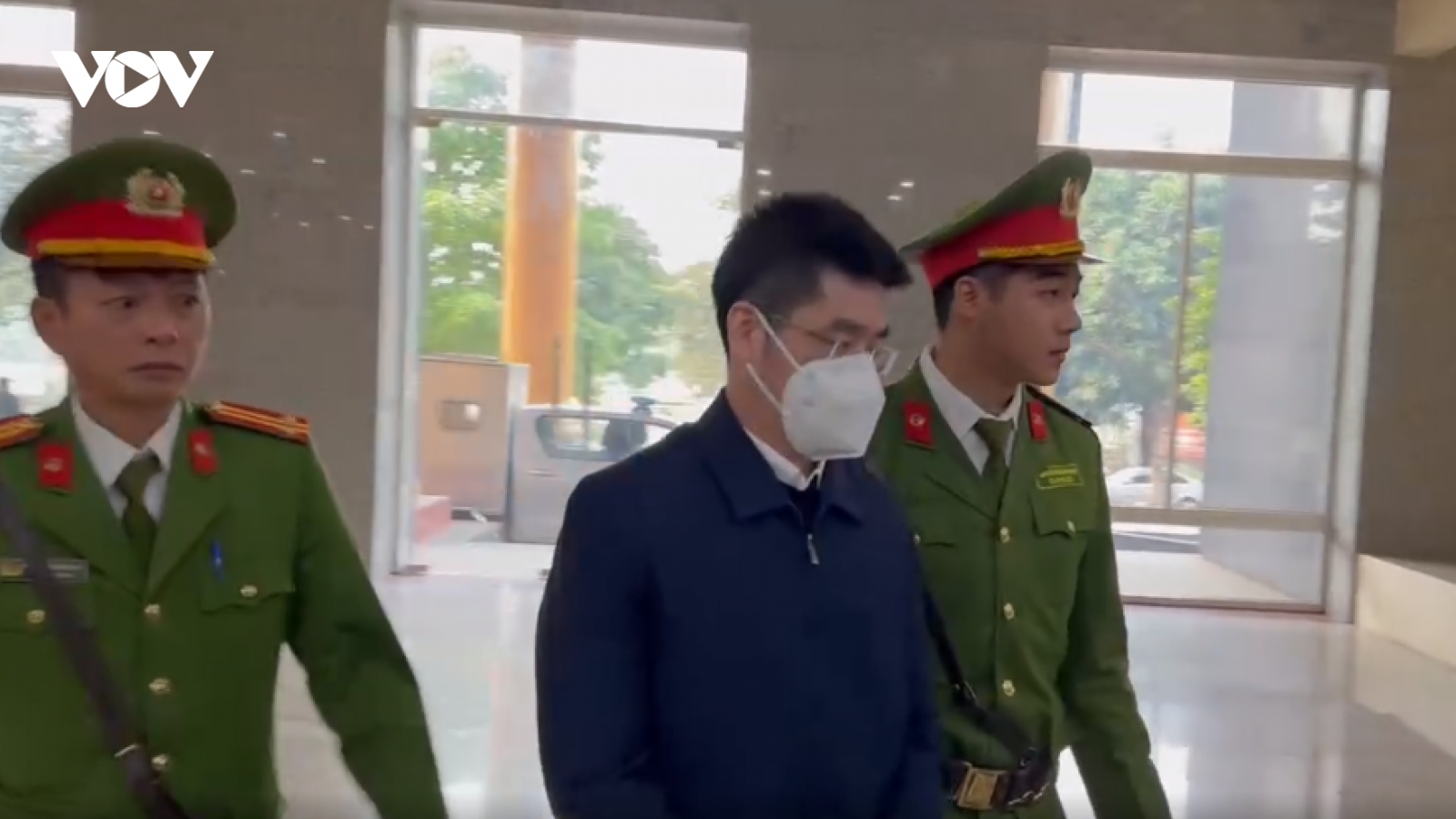 Bị cáo Hoàng Văn Hưng hầu tòa phúc thẩm vụ "chuyến bay giải cứu"