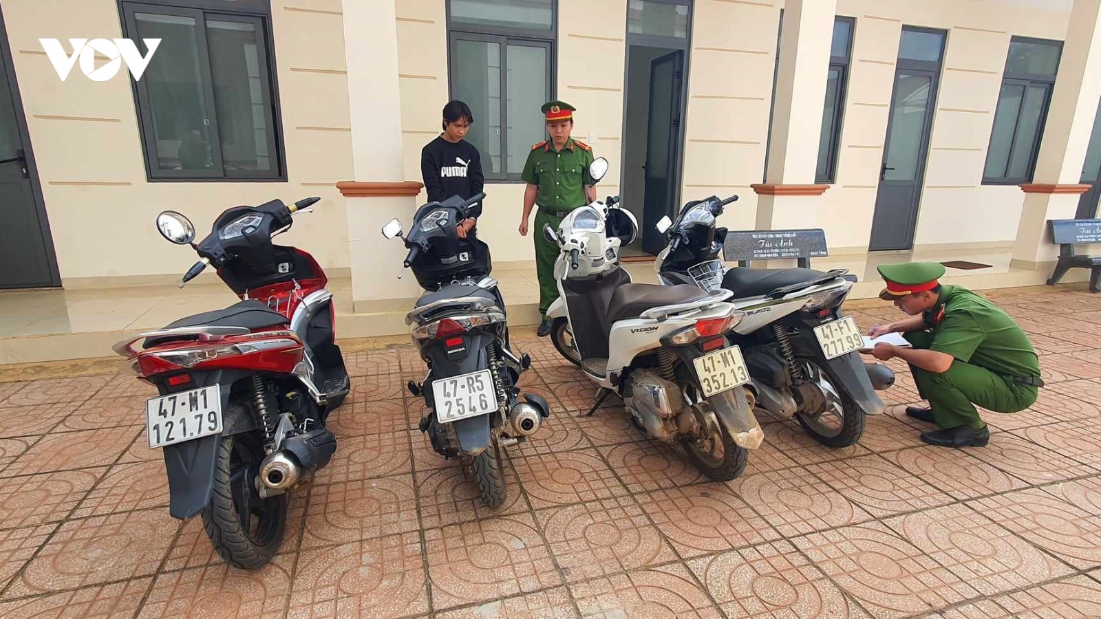 Trộm 6 xe máy đắt tiền đem bán lấy tiền trả nợ