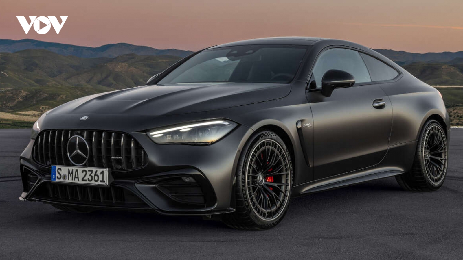 Chiêm ngưỡng Mercedes-AMG CLE53 4Matic+ Coupe 2024 mới ra mắt