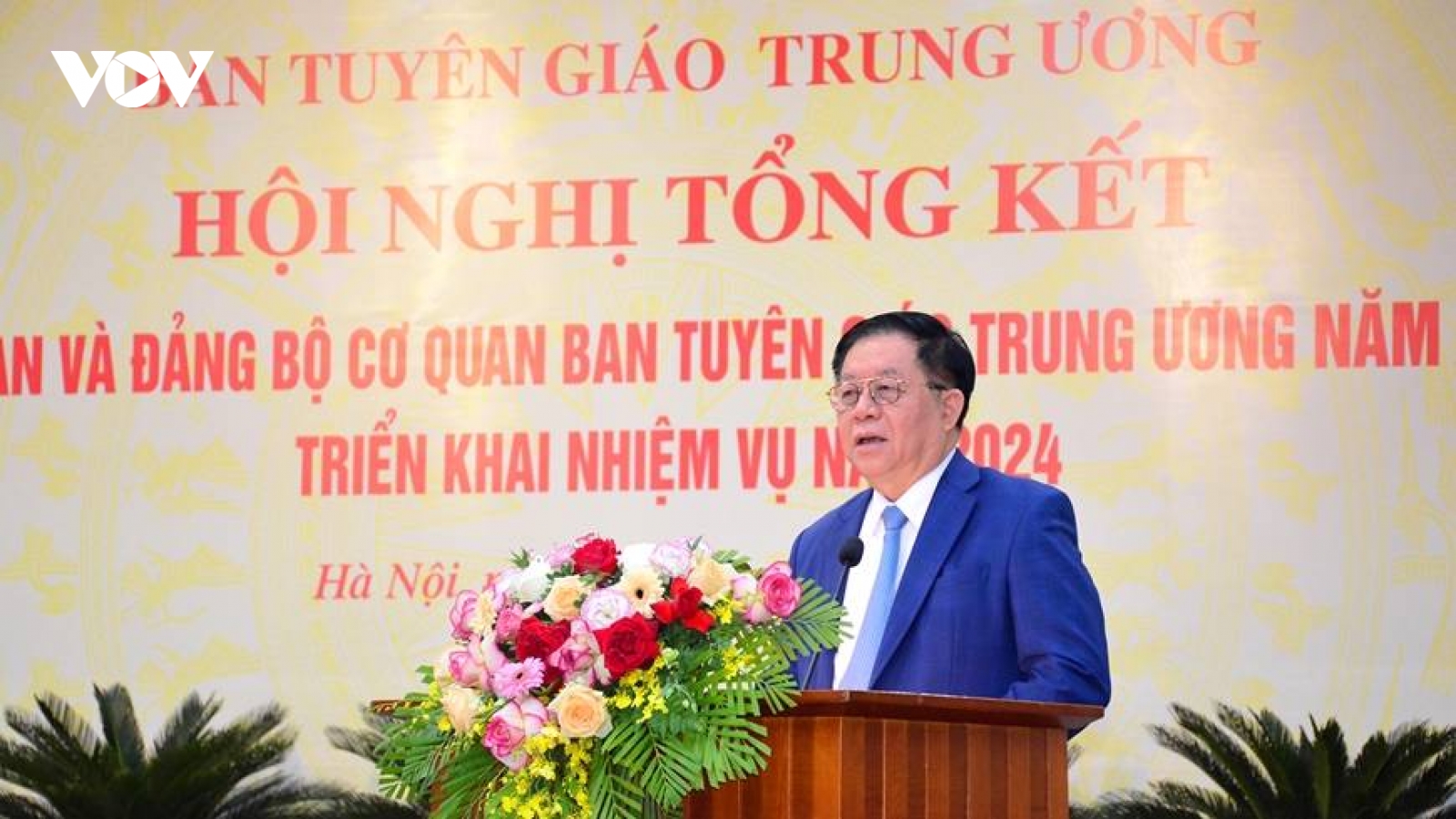 Đổi mới phương thức đấu tranh phản bác quan điểm sai trái, thù địch