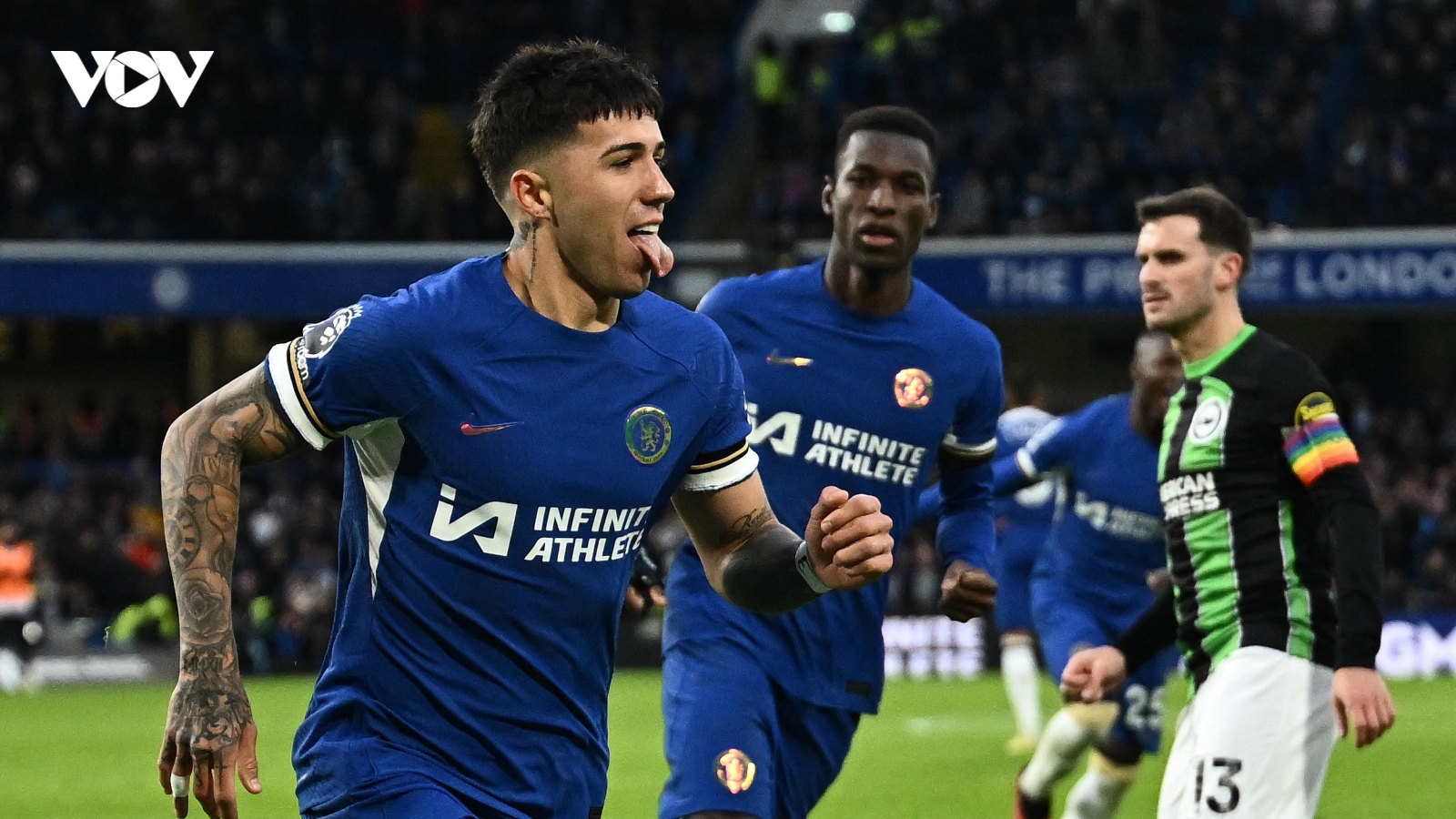 VAR tạo kịch tính, Chelsea thắng nghẹt thở Brighton trong thế thiếu người