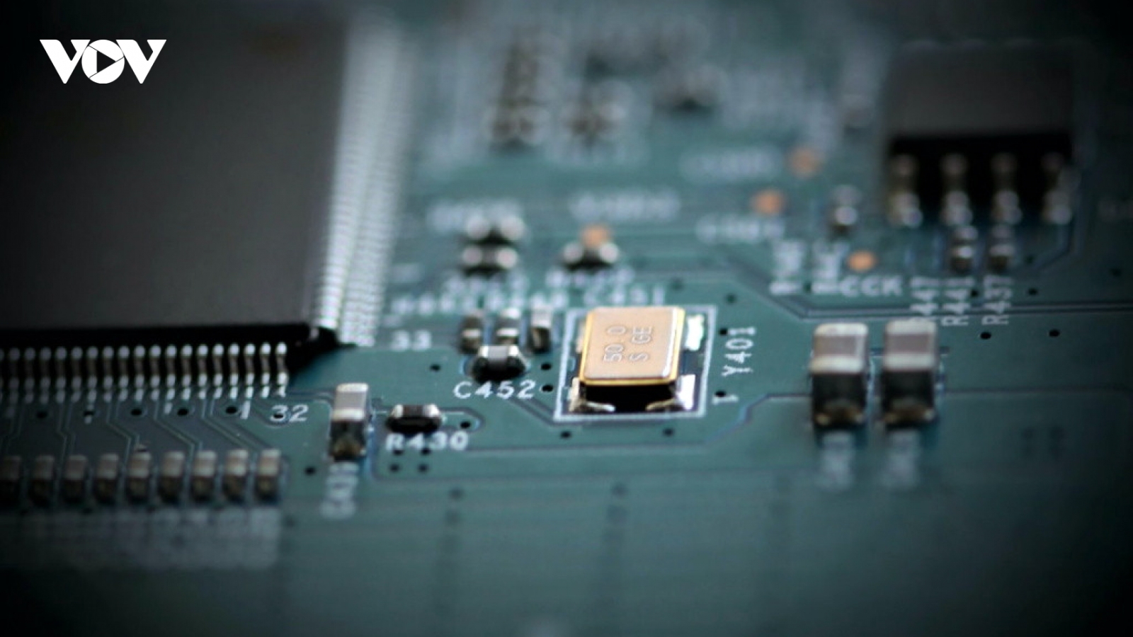 Hà Nội có thêm đối tác sản xuất kinh doanh chip bán dẫn đến từ Trung Quốc và Ấn Độ