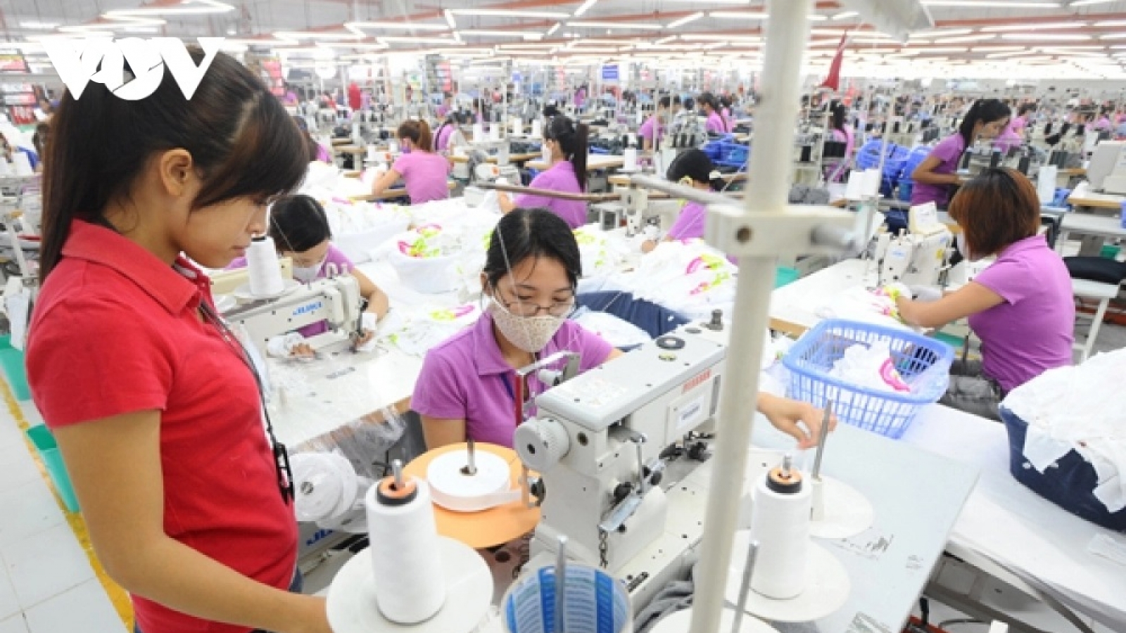 Tổng liên đoàn Lao động Việt Nam đề xuất tăng lương tối thiểu vùng từ 6,5 - 7,3%