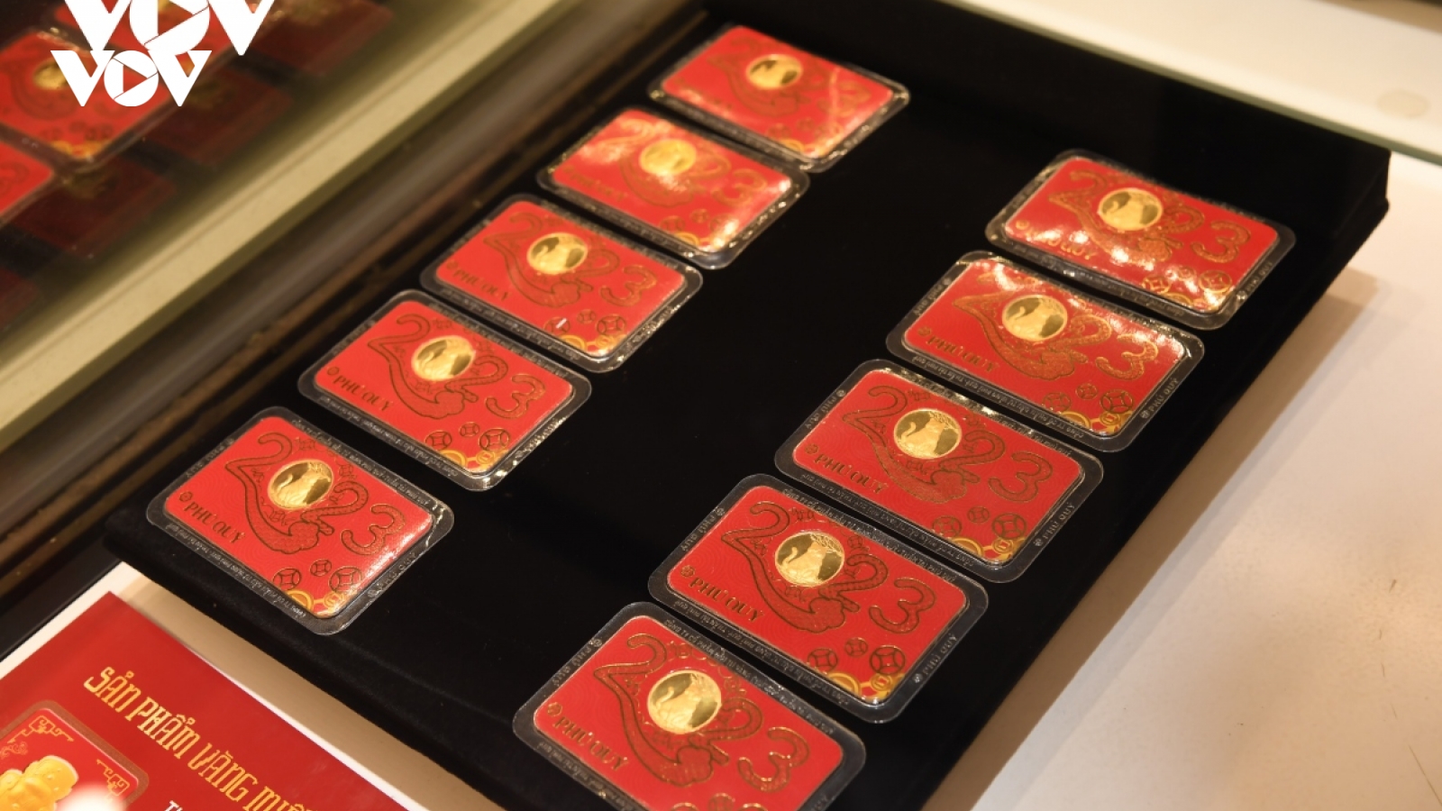 Giá vàng hôm nay 29/12: SJC giảm mạnh còn 76 triệu đồng/lượng