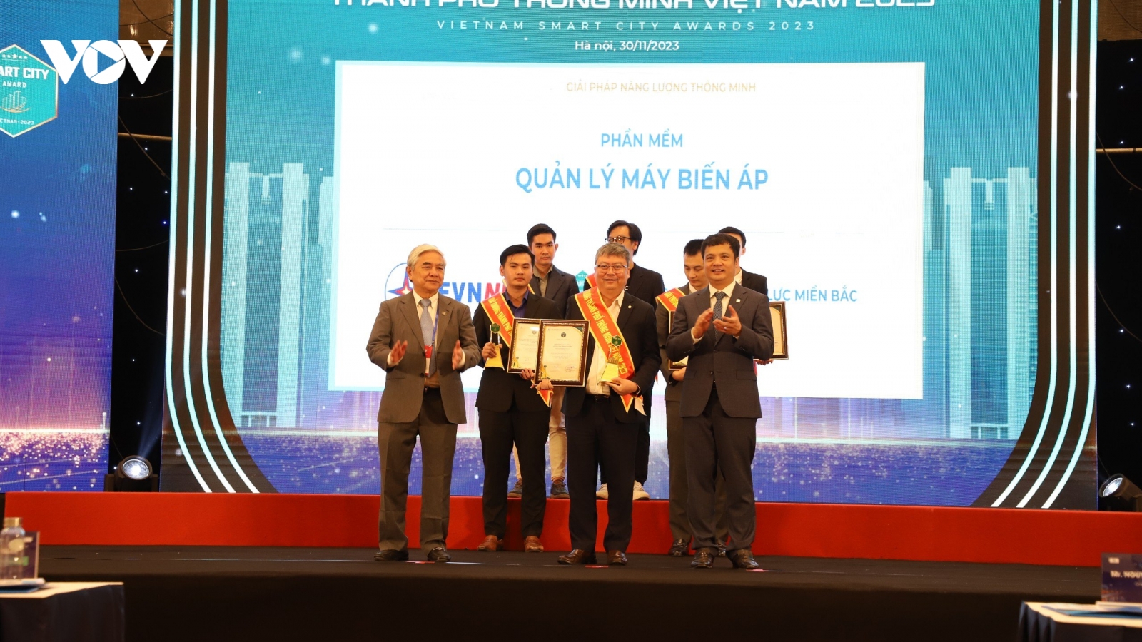 EVNNPC nhận giải thưởng Thành phố Thông minh Việt Nam 2023