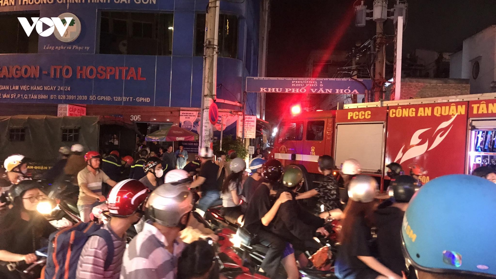 Cháy nhà dân trong hẻm sâu ở TP.HCM, 2 người tử vong thương tâm