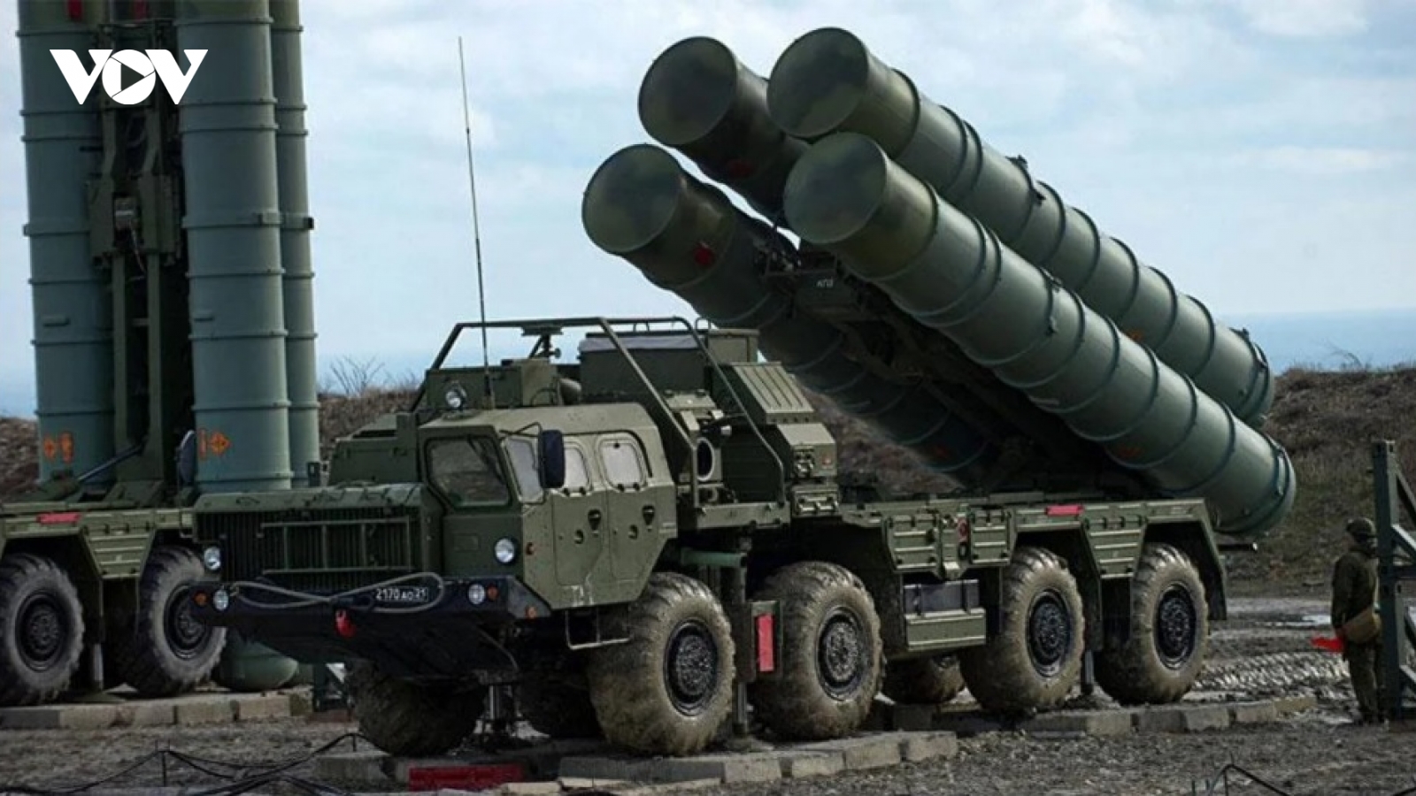 S-400 của Nga sẽ sử dụng tên lửa mới đối phó F-16 phương Tây gửi cho Ukraine