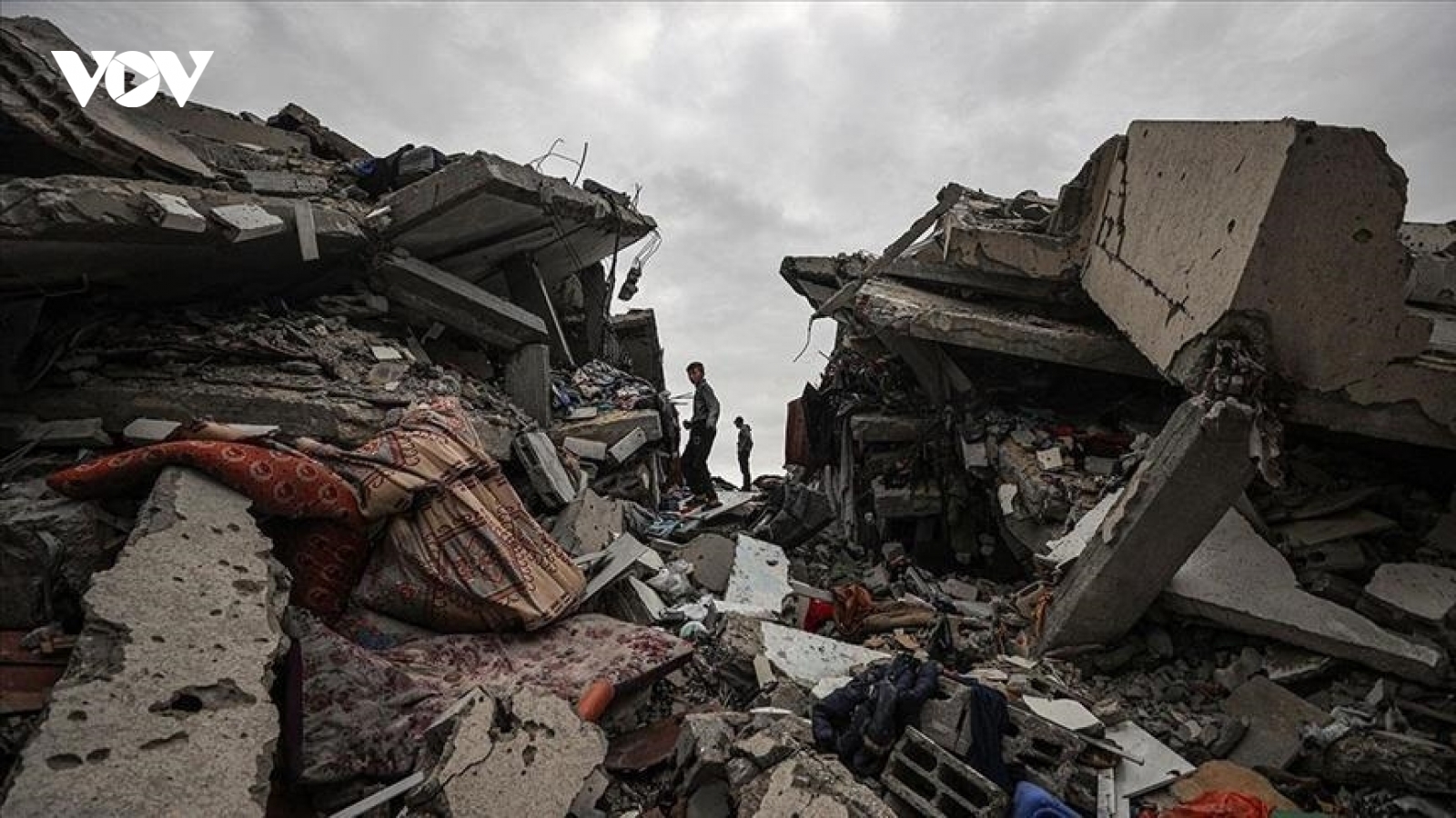 Quân đội Israel mở rộng tấn công bộ binh xuống Nam Gaza