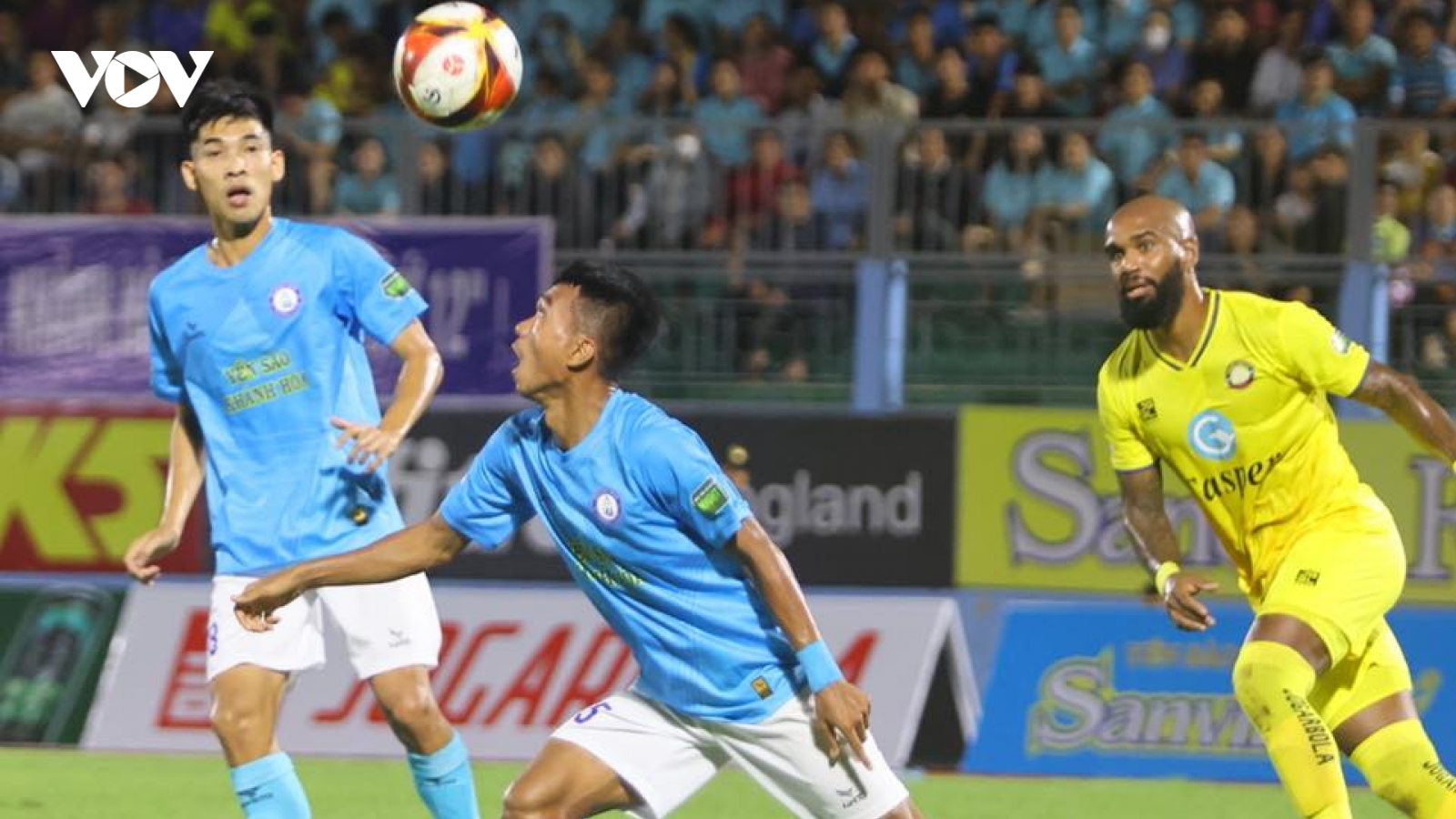 Kết quả V-League 2/12: SLNA bị Quảng Nam cầm hòa, Thanh Hóa áp sát ngôi đầu