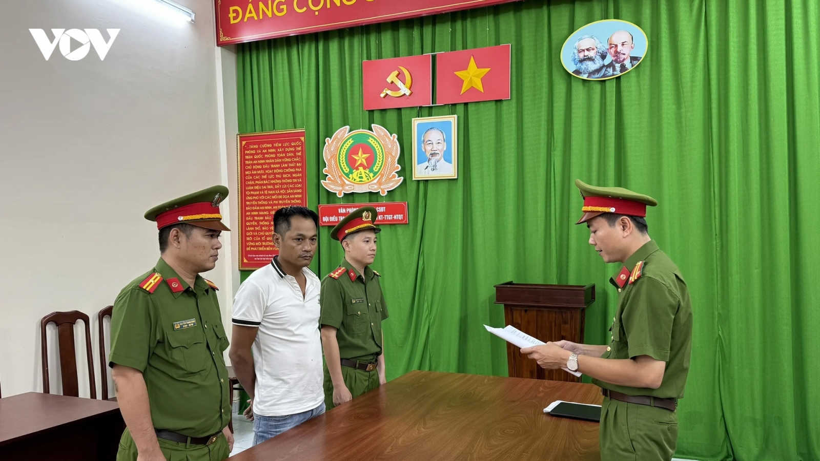 Bắt đường dây biến gần 4.000 xe gian thành xe mới xuất xưởng