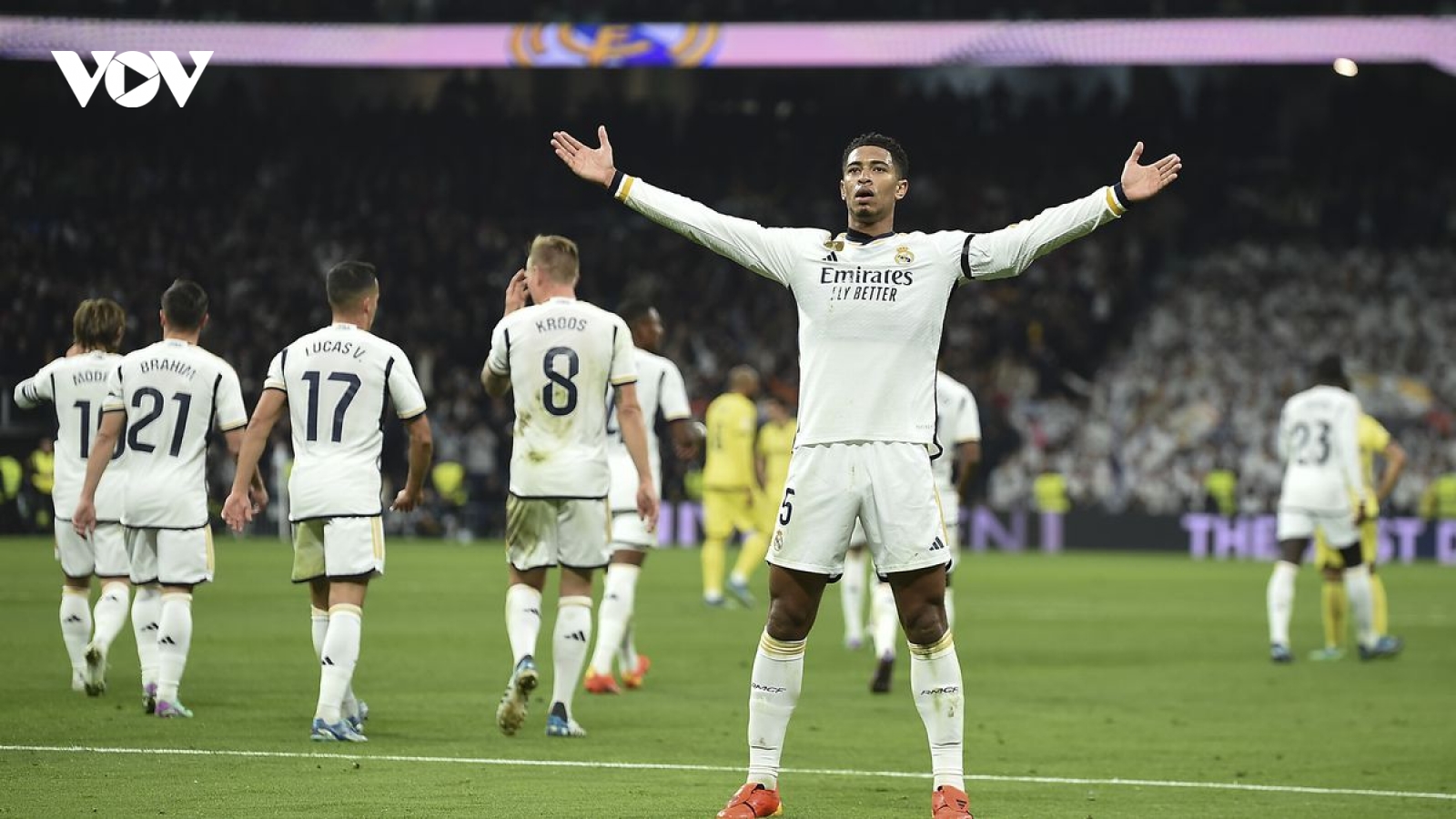 Kết quả bóng đá 18/12: Real Madrid chiếm ngôi đầu La Liga, PSG rơi chiến thắng