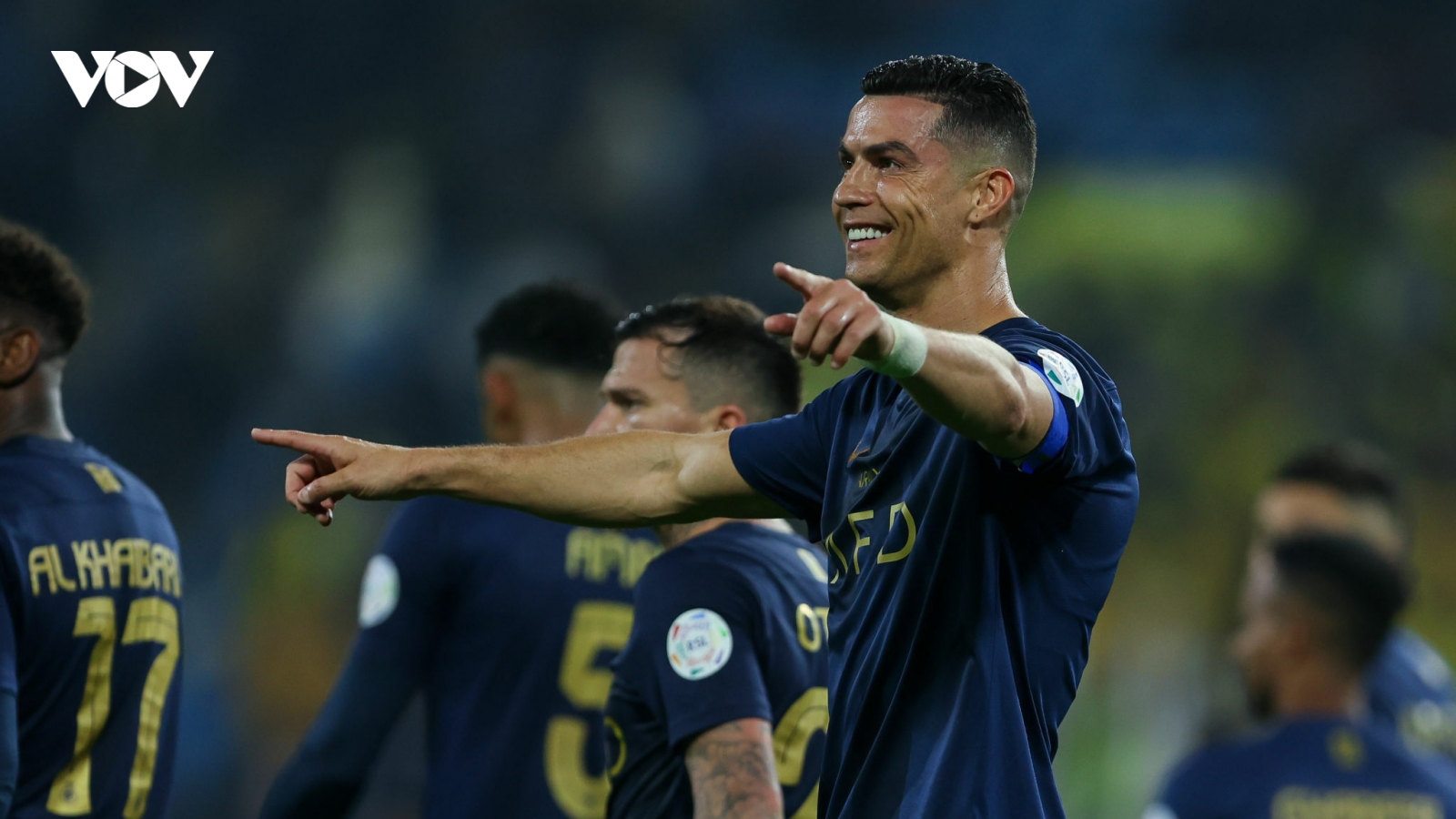 Ronaldo ghi bàn, Al Nassr ngược dòng ngoạn mục trước Al Taawon