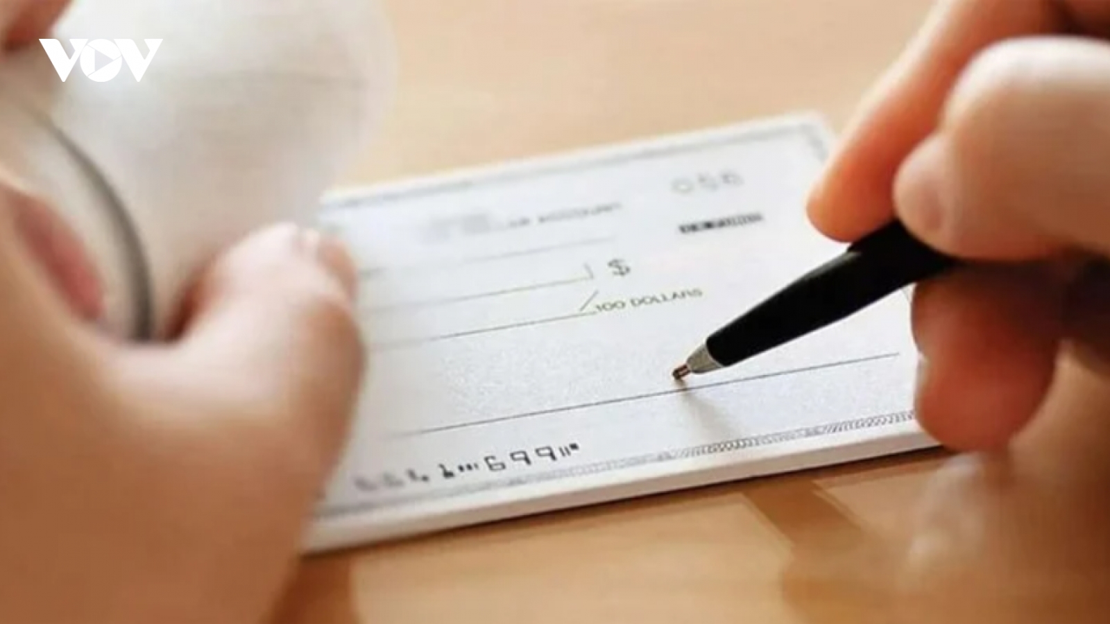 Cách rút tiền mặt từ tài khoản doanh nghiệp