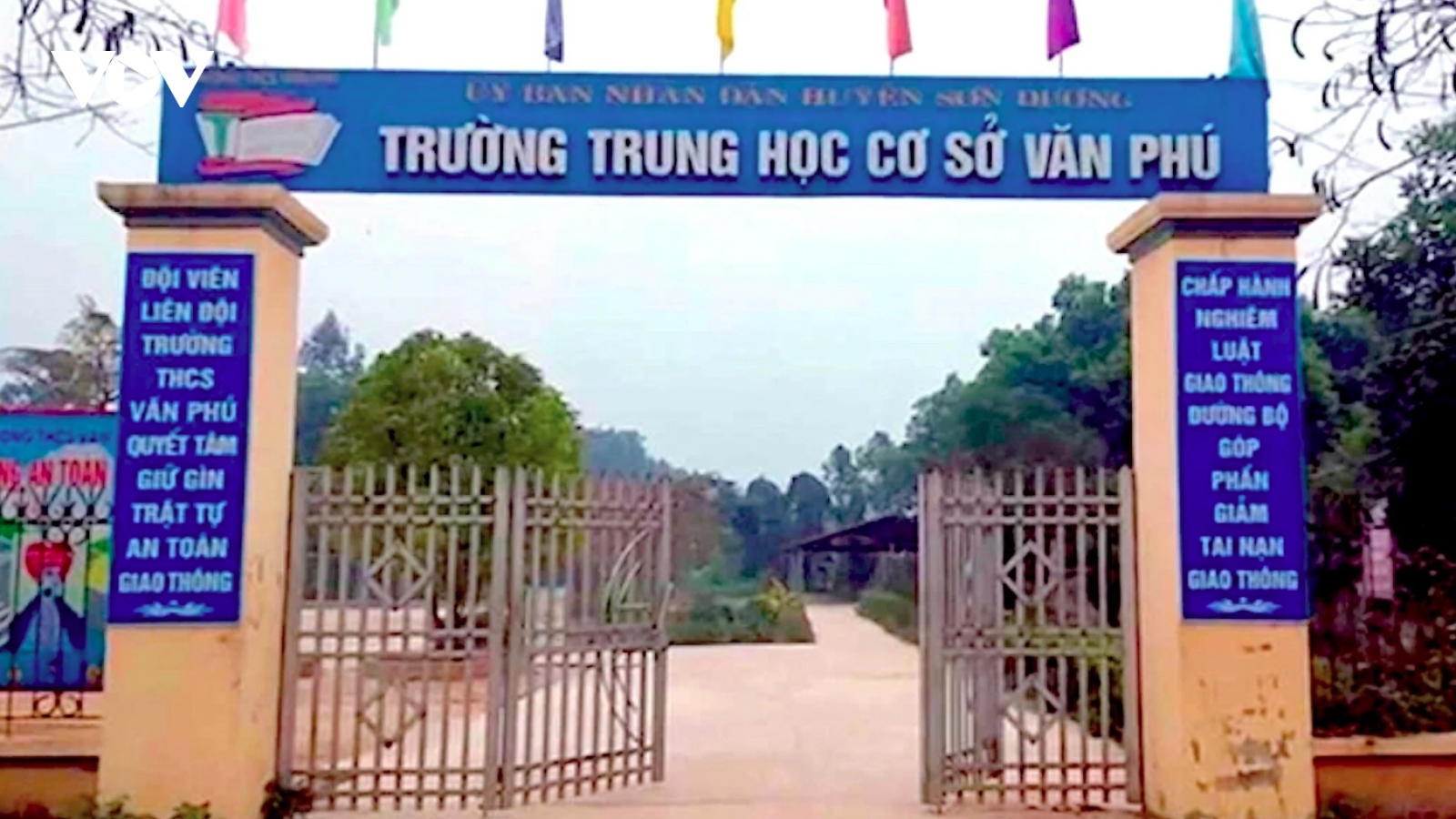 Cô giáo phản ánh nhiều lần bị trò xúc phạm, trường "mặc kệ": Hiệu trưởng lên tiếng