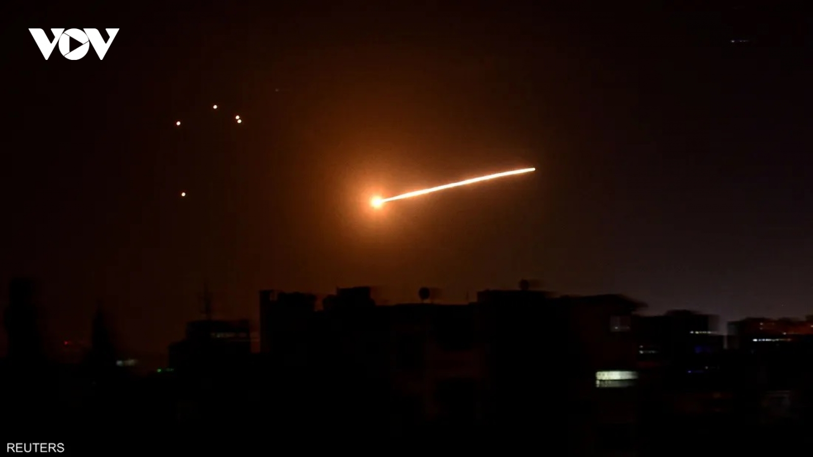 Israel không kích ngoại ô thủ đô Damascus của Syria