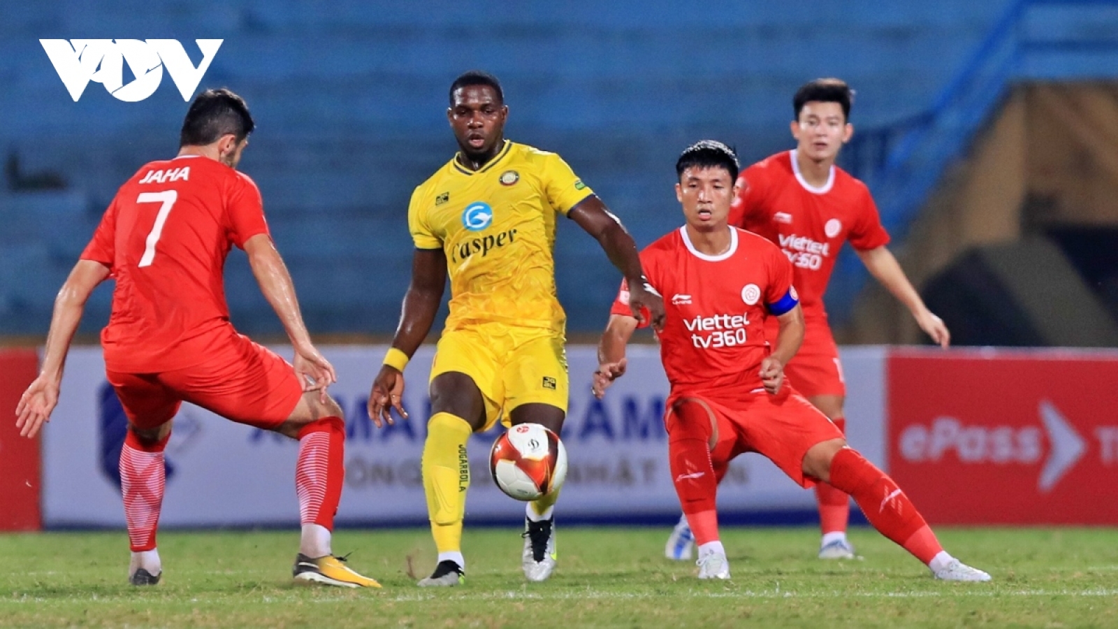Cầu thủ Thanh Hóa bị treo giò ở vòng 6 V-League 2023/2024