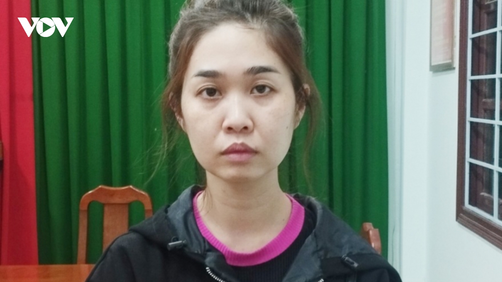 Bắt giam nữ nhân viên trộm hơn 160 lượng vàng