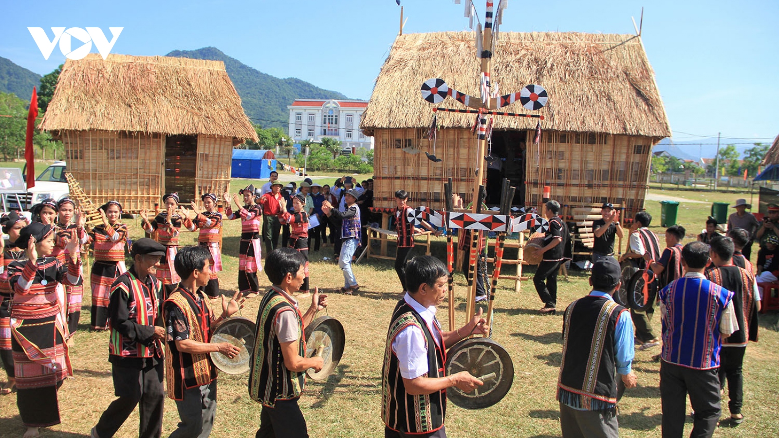 Đồng bào các dân tộc thiểu số ở Bình Định bảo tồn văn hóa cồng chiêng