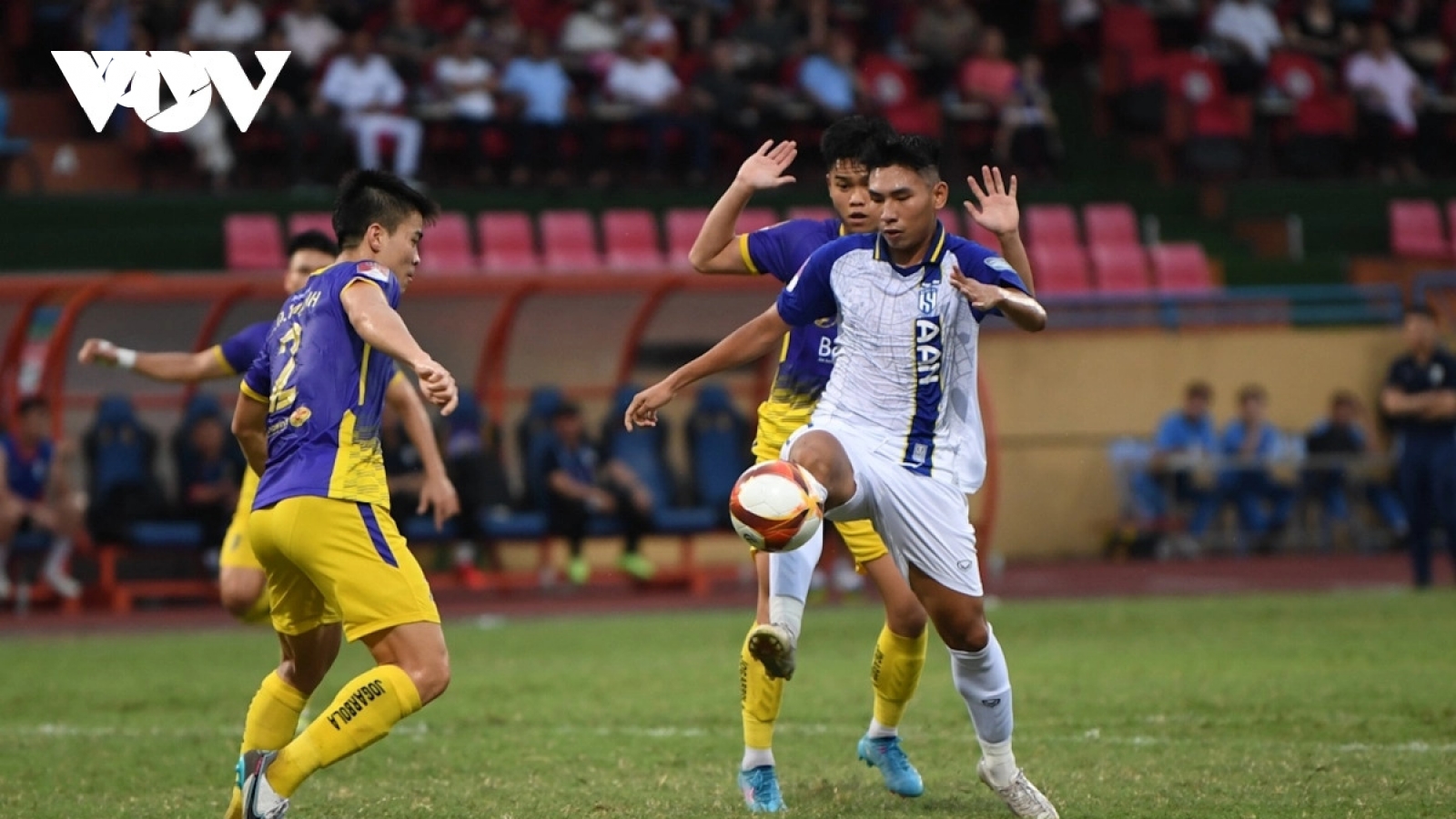 Xác định 2 trận đấu được áp dụng VAR ở vòng 5 V-League 2023/2024