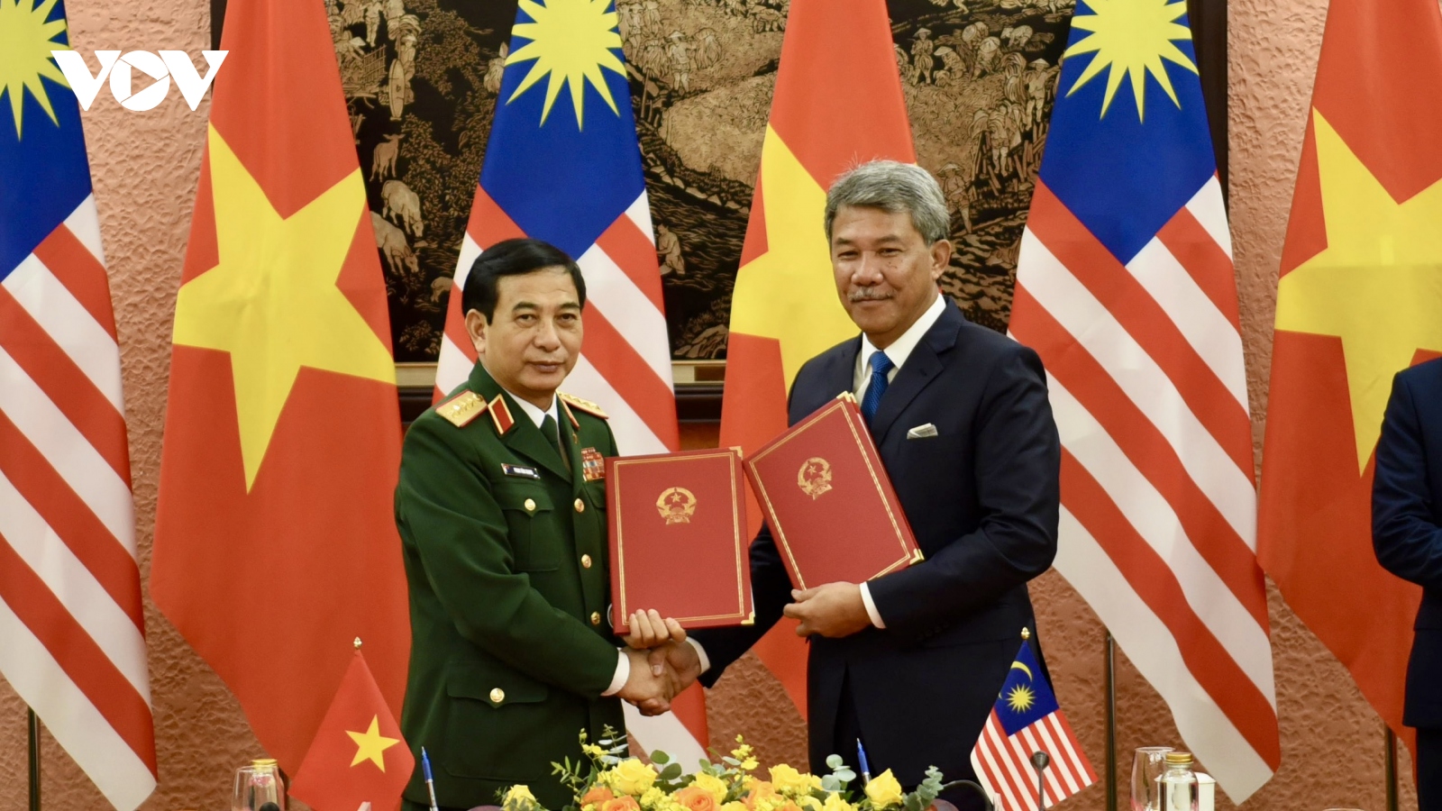 Việt Nam - Malaysia ký kết Bản ghi nhớ về hợp tác quốc phòng song phương