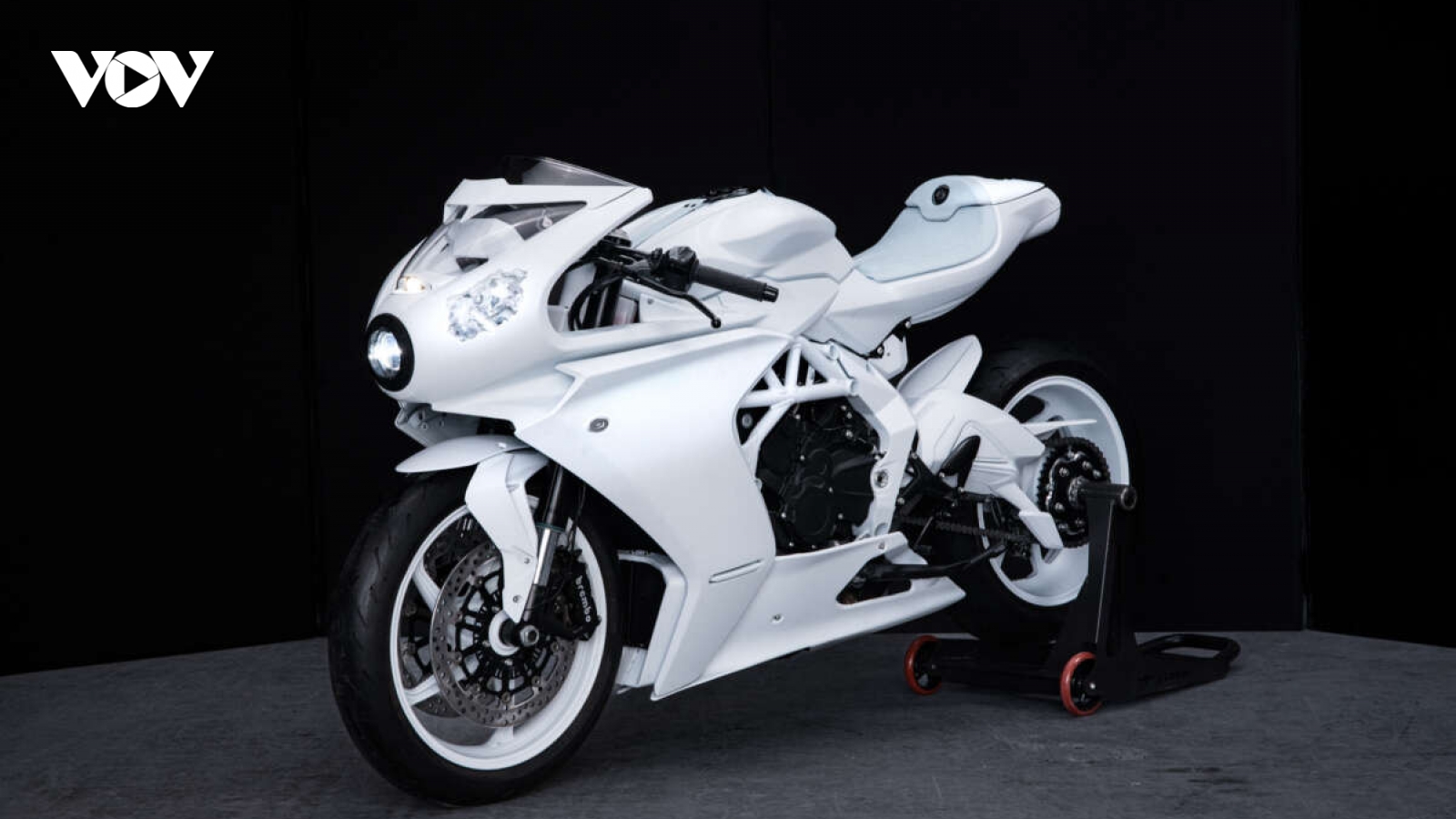 Chi tiết MV Agusta Superveloce Arsham phiên bản giới hạn 6 chiếc