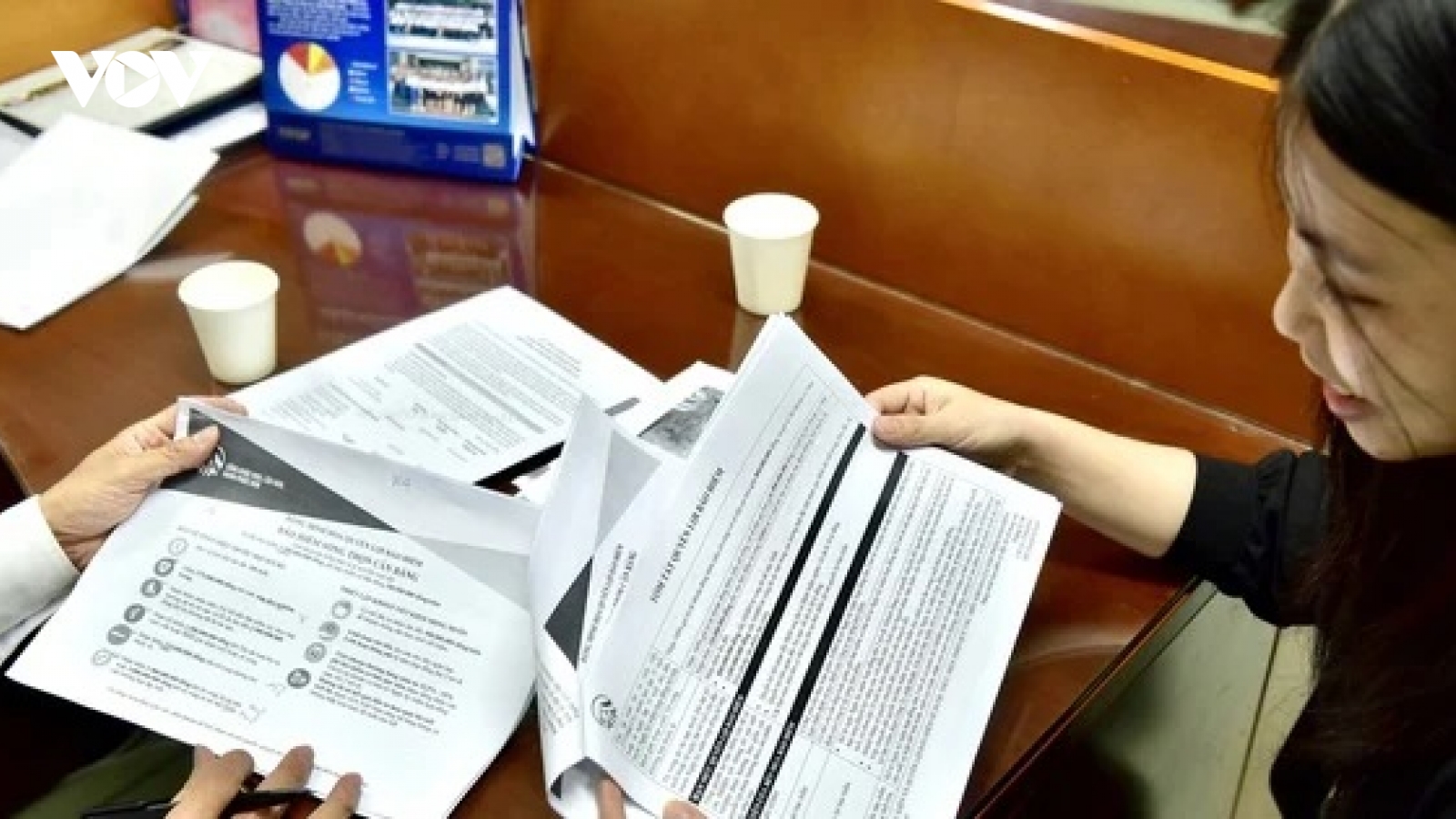 Cân nhắc quy định ngân hàng thương mại làm đại lý bảo hiểm nhân thọ