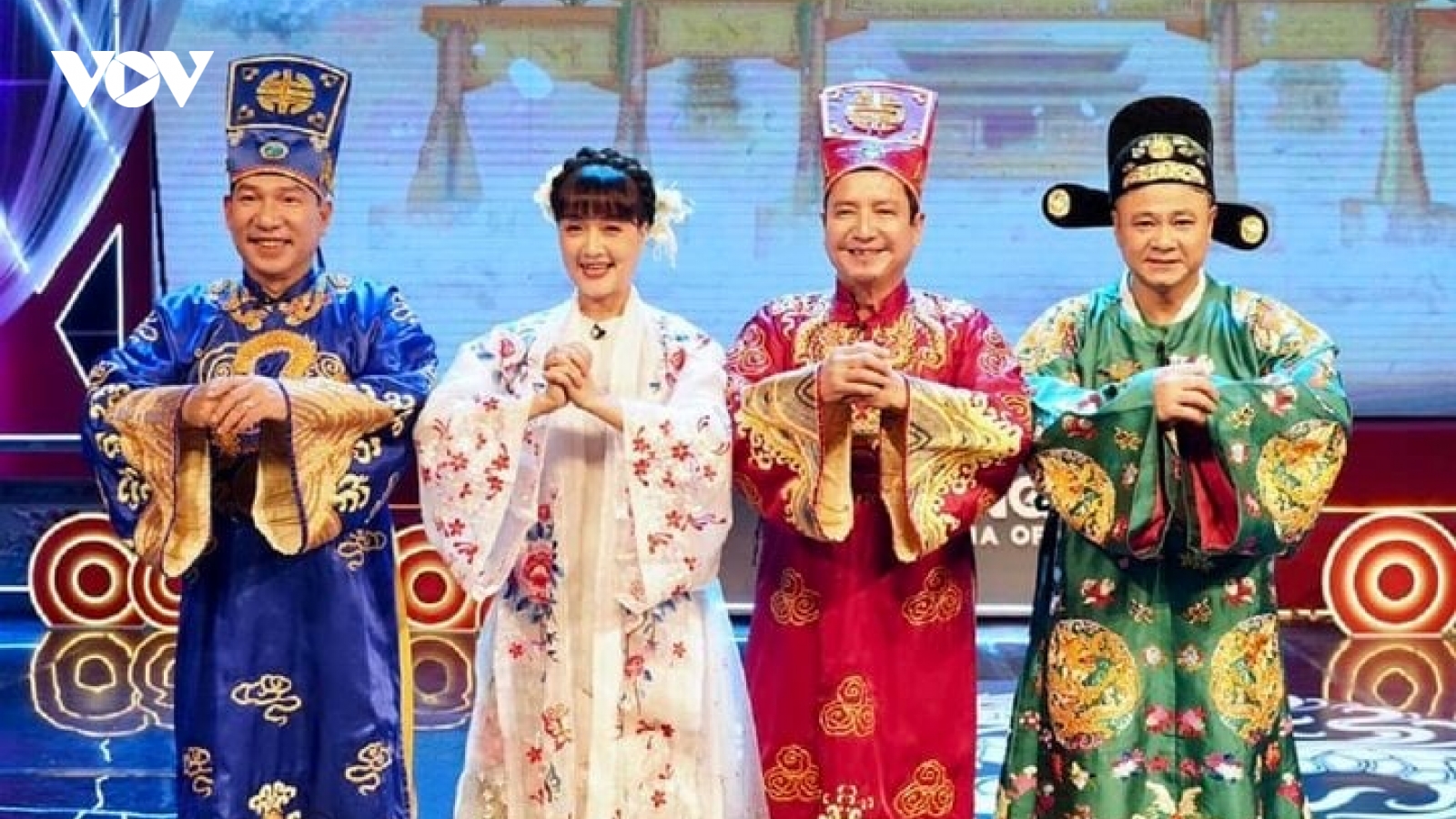 Vì sao Táo quân bị chê nhạt nhưng vẫn luôn cháy vé?