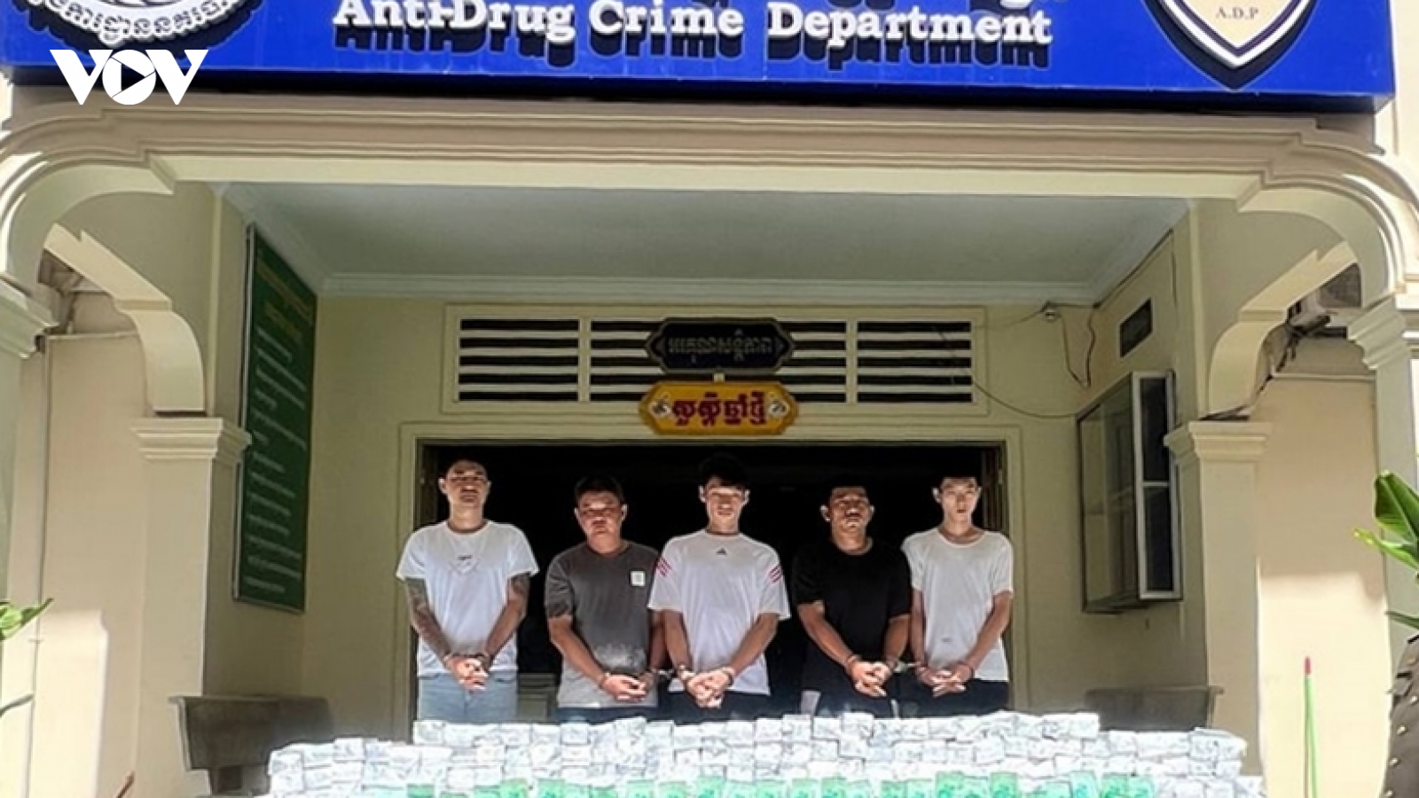 Campuchia bắt gần 700 người đối tượng liên quan đến 290 vụ án ma túy