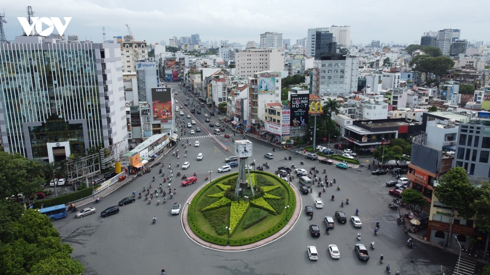 Kinh tế tiêu dùng là động lực quan trọng thúc đẩy TP.HCM tăng trưởng