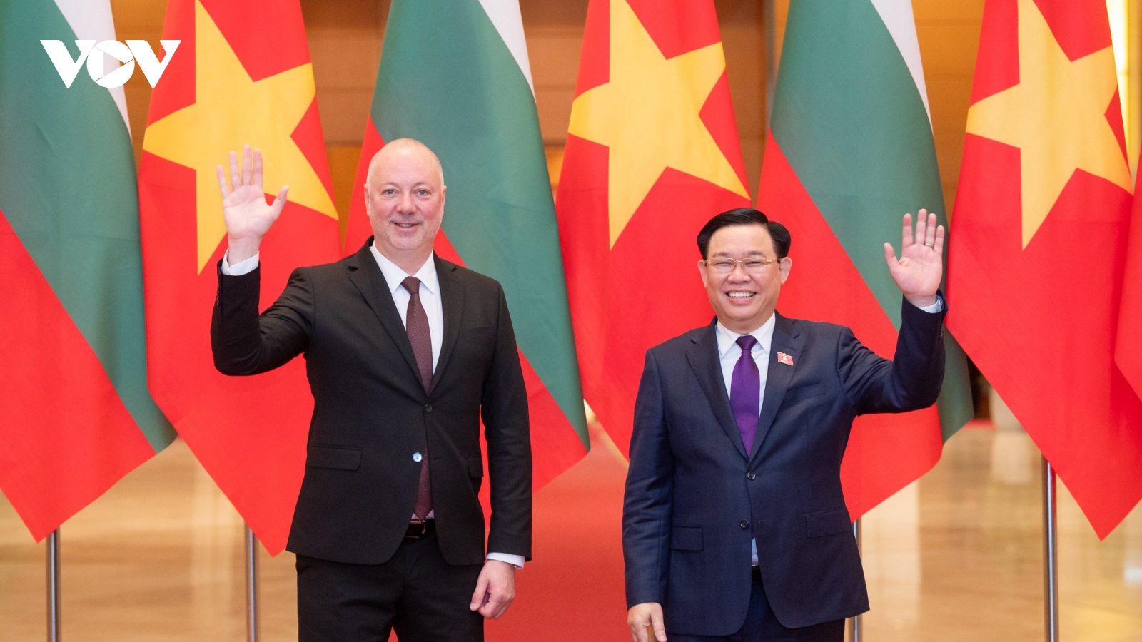 Chủ tịch Quốc hội hai nước Việt Nam và Bulgaria hội đàm