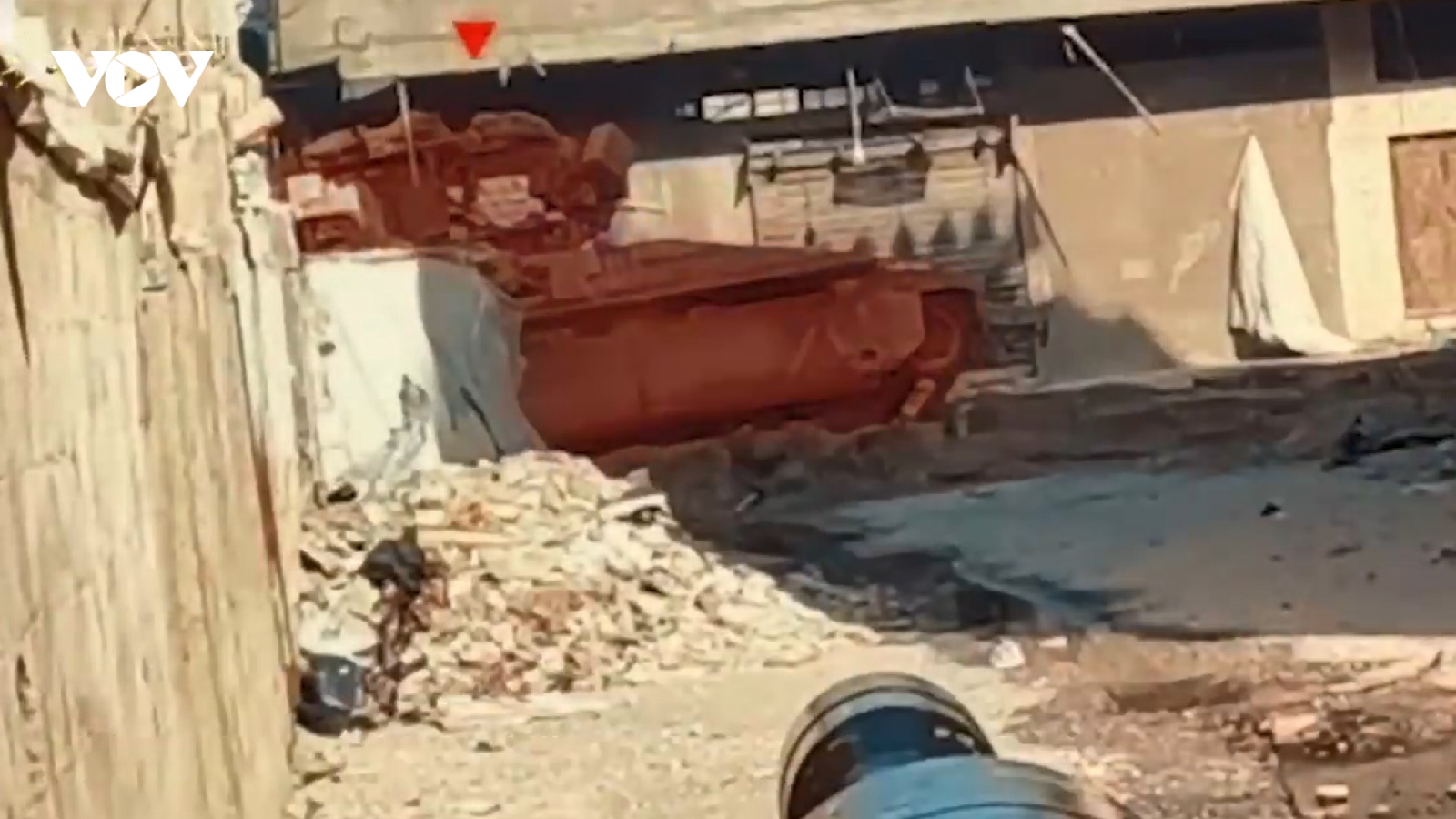Hamas nấp trong ngóc ngách bắn B-41 trúng xe tăng Israel ở cự ly gần