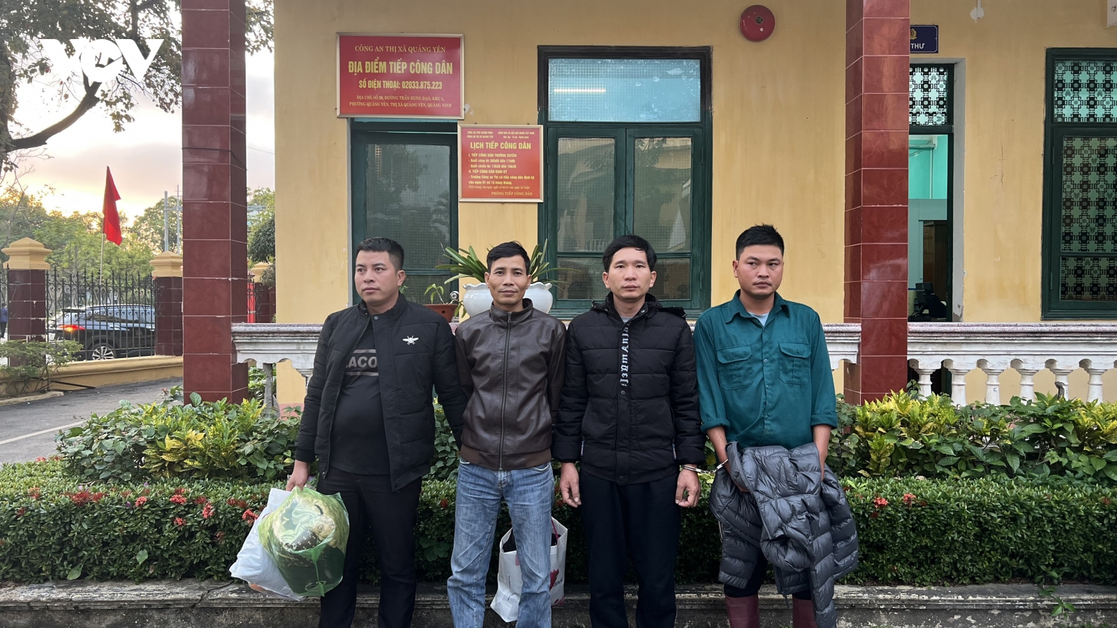 Quảng Ninh bắt giữ nhóm đối tượng đe doạ, “thu tô” ngư dân nuôi hàu