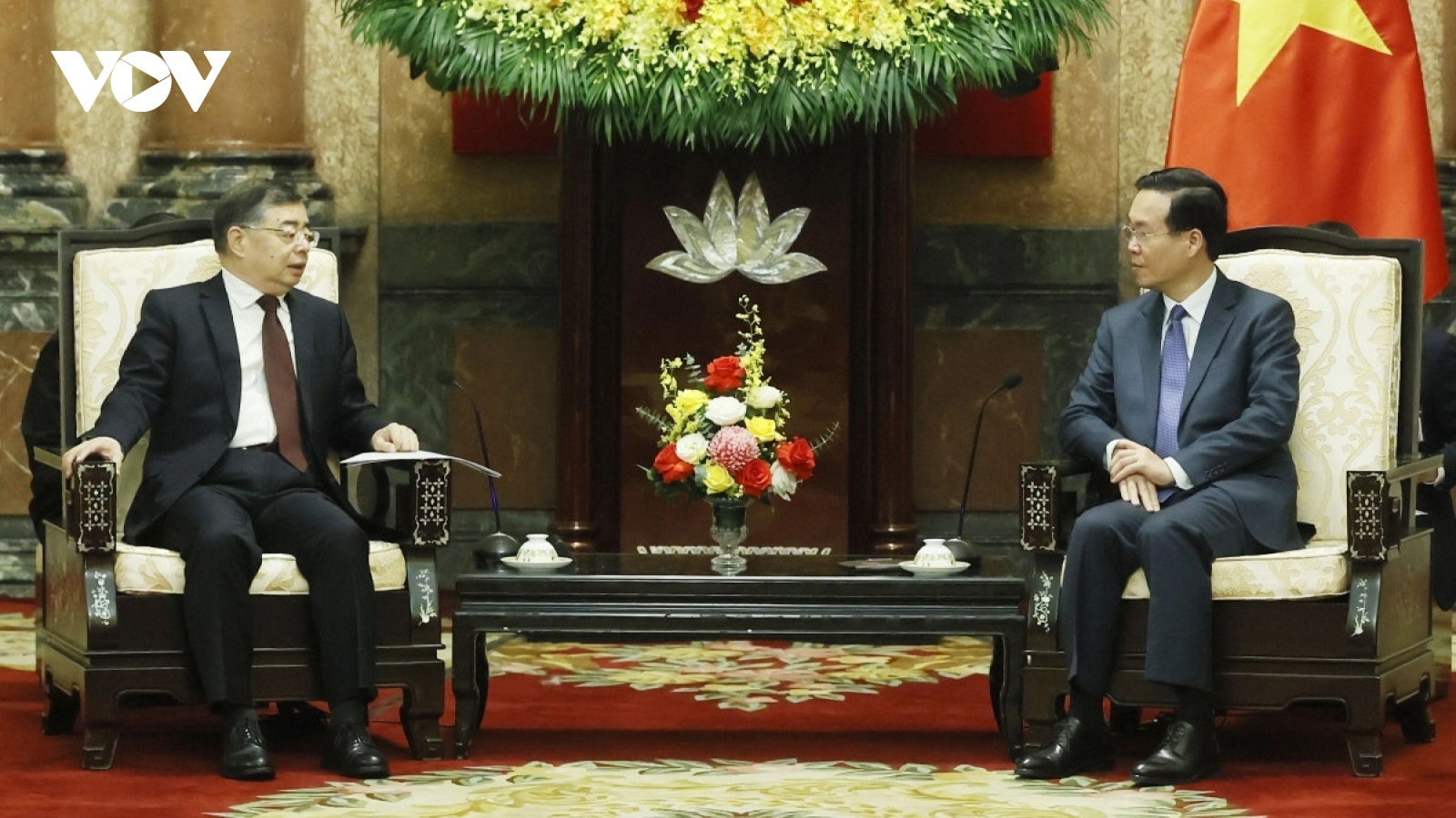 President hosts Chinese Party official