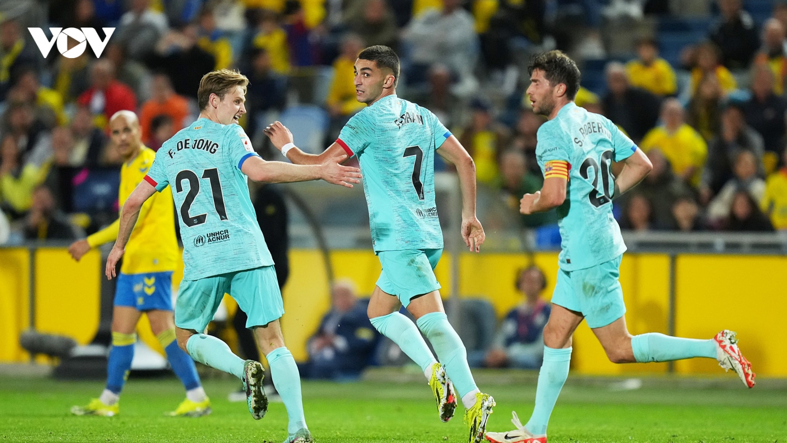 Kết quả bóng đá hôm nay 5/1: Barca thắng ngược, Juventus “đánh tennis”
