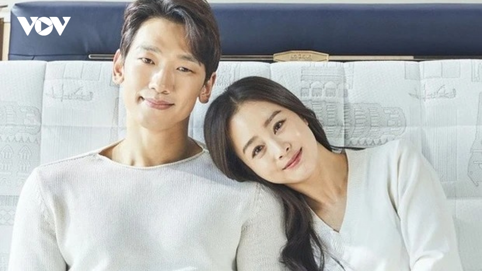 Người phụ nữ bị kết án tù vì theo dõi vợ chồng Bi Rain - Kim Tae Hee