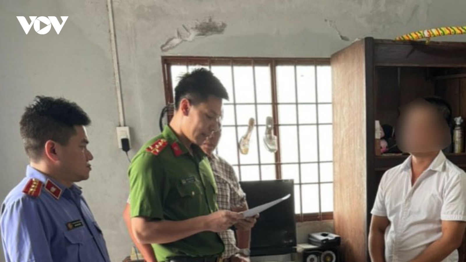 Lợi dụng lòng tin, chiếm đoạt gần 1 tỷ đồng của bạn hàng