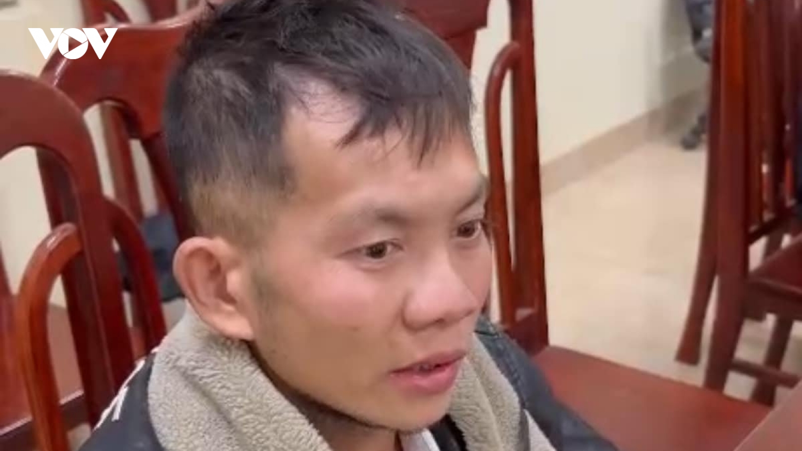 Bắt đối tượng dùng dao chém trọng thương chú ruột