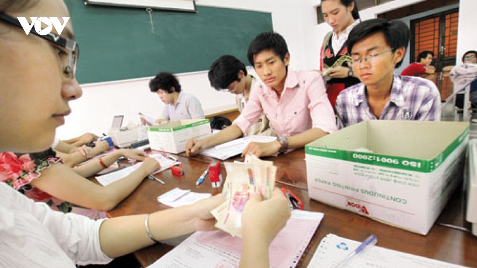 Các trường đại học sẽ điều chỉnh mức tăng học phí ra sao?