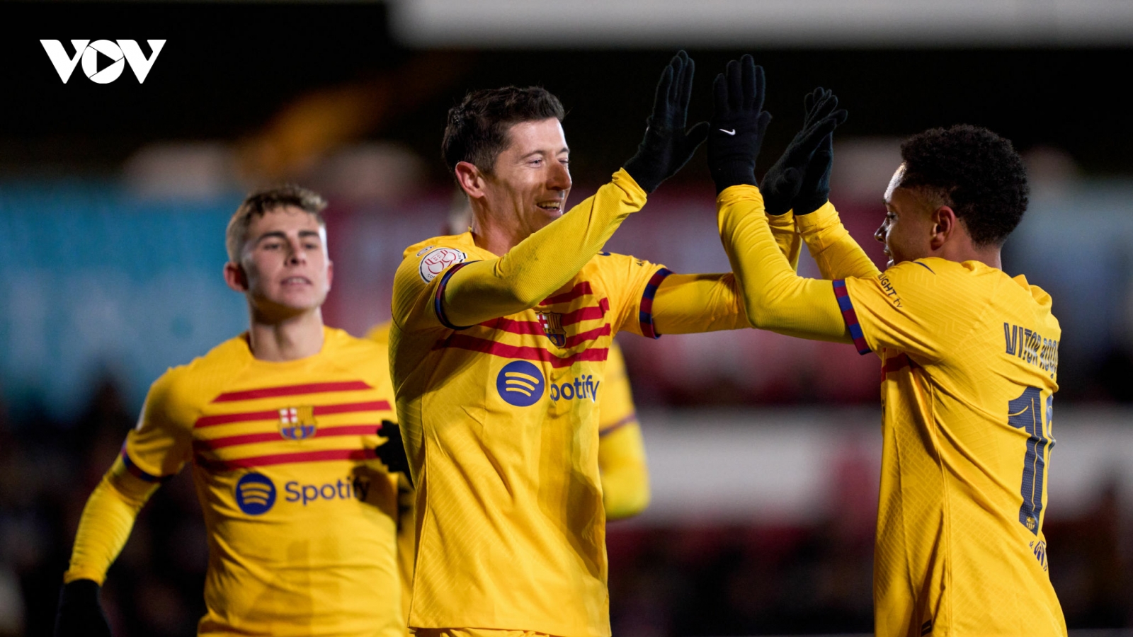 Kết quả bóng đá hôm nay 8/1: Barca thắng nghẹt thở, PSG “vùi dập” đối thủ 9-0