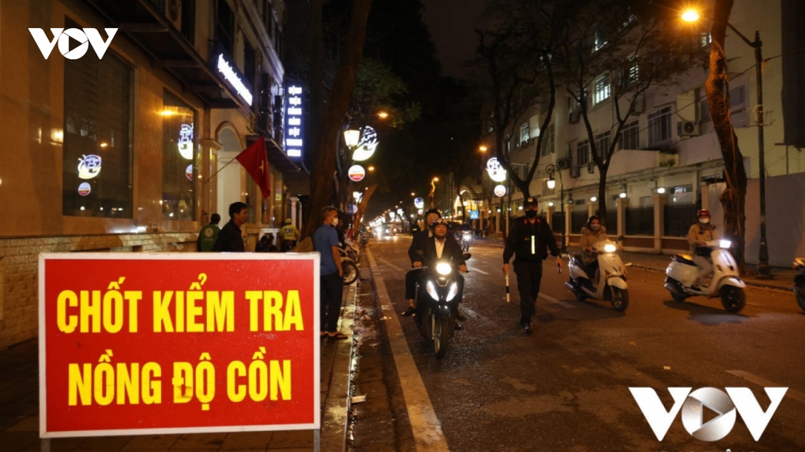 Vi phạm nồng độ cồn, người đàn ông tử vong vì tẩm xăng tự thiêu