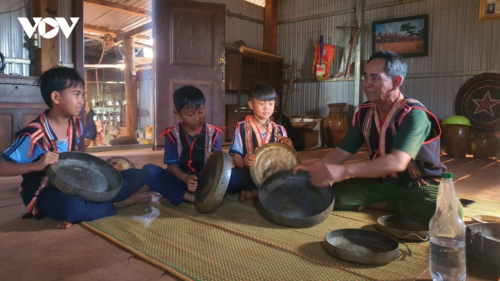 Nghệ nhân Alip - Người truyền lửa đam mê cho lớp trẻ