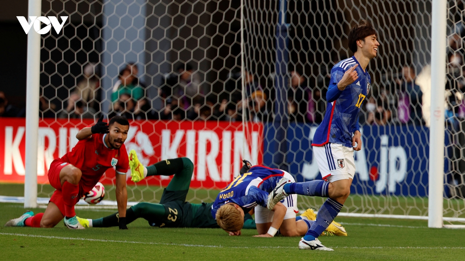 ĐT Nhật Bản thắng ĐT Thái Lan 5-0 trước khi gặp ĐT Việt Nam ở Asian Cup