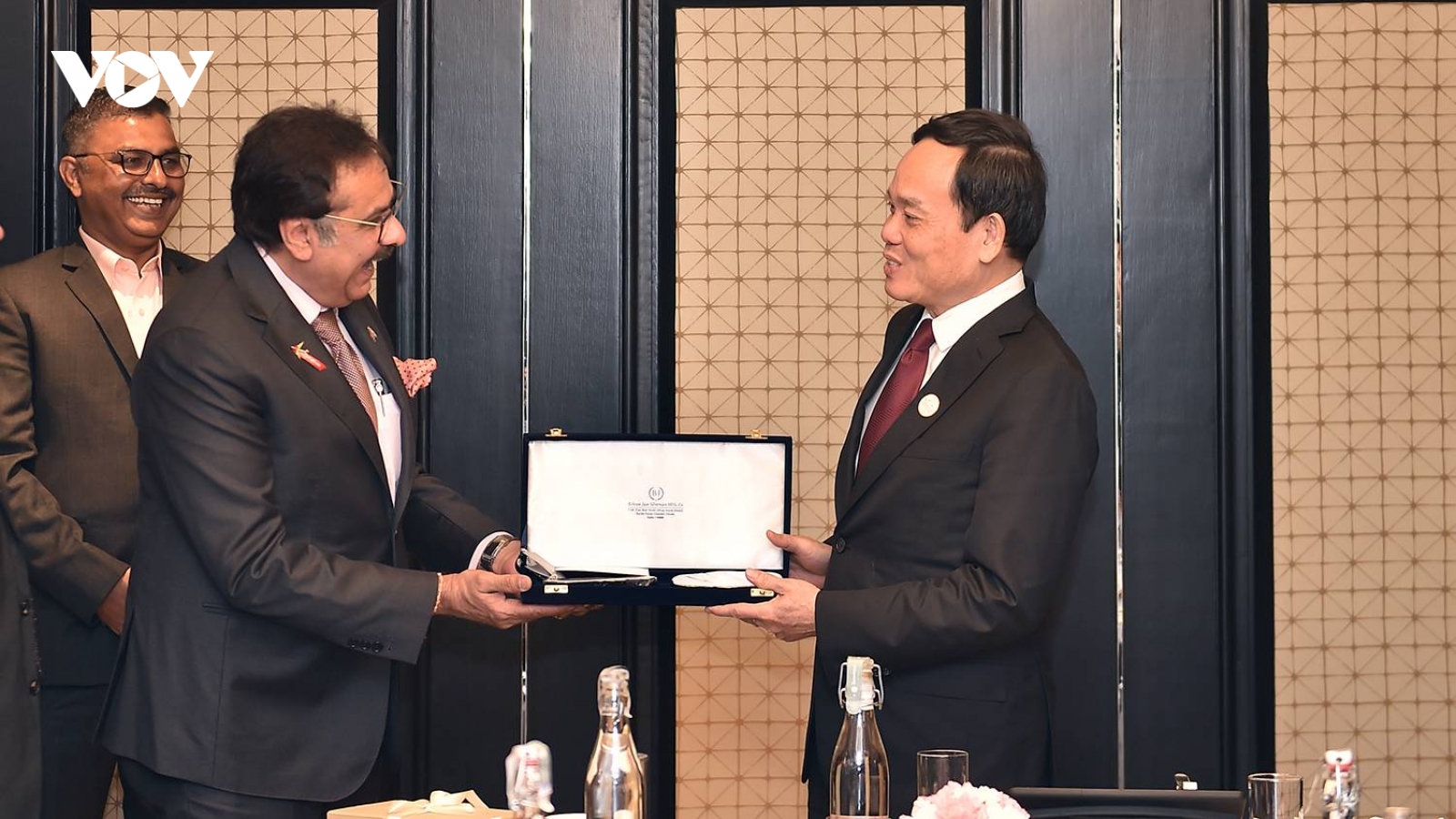 Ông Trần Lưu Quang tiếp Lãnh sự danh dự Việt Nam tại bang Gujarat, Ấn Độ