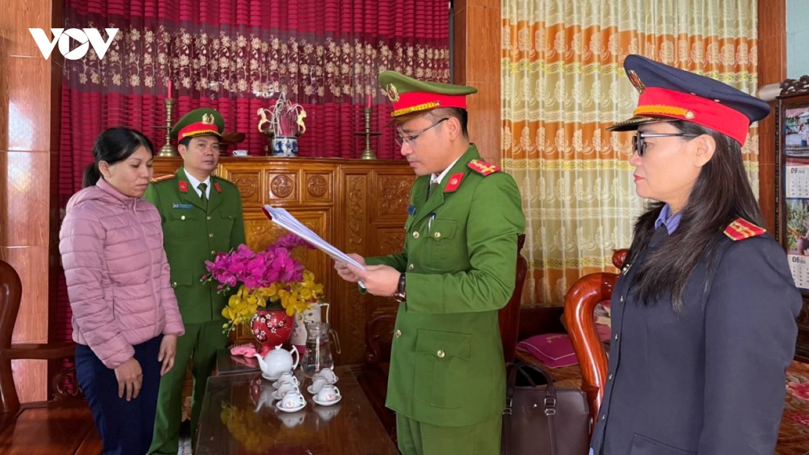 Nữ cửa hàng trưởng bị khởi tố vì tham ô cả tỷ đồng của công ty