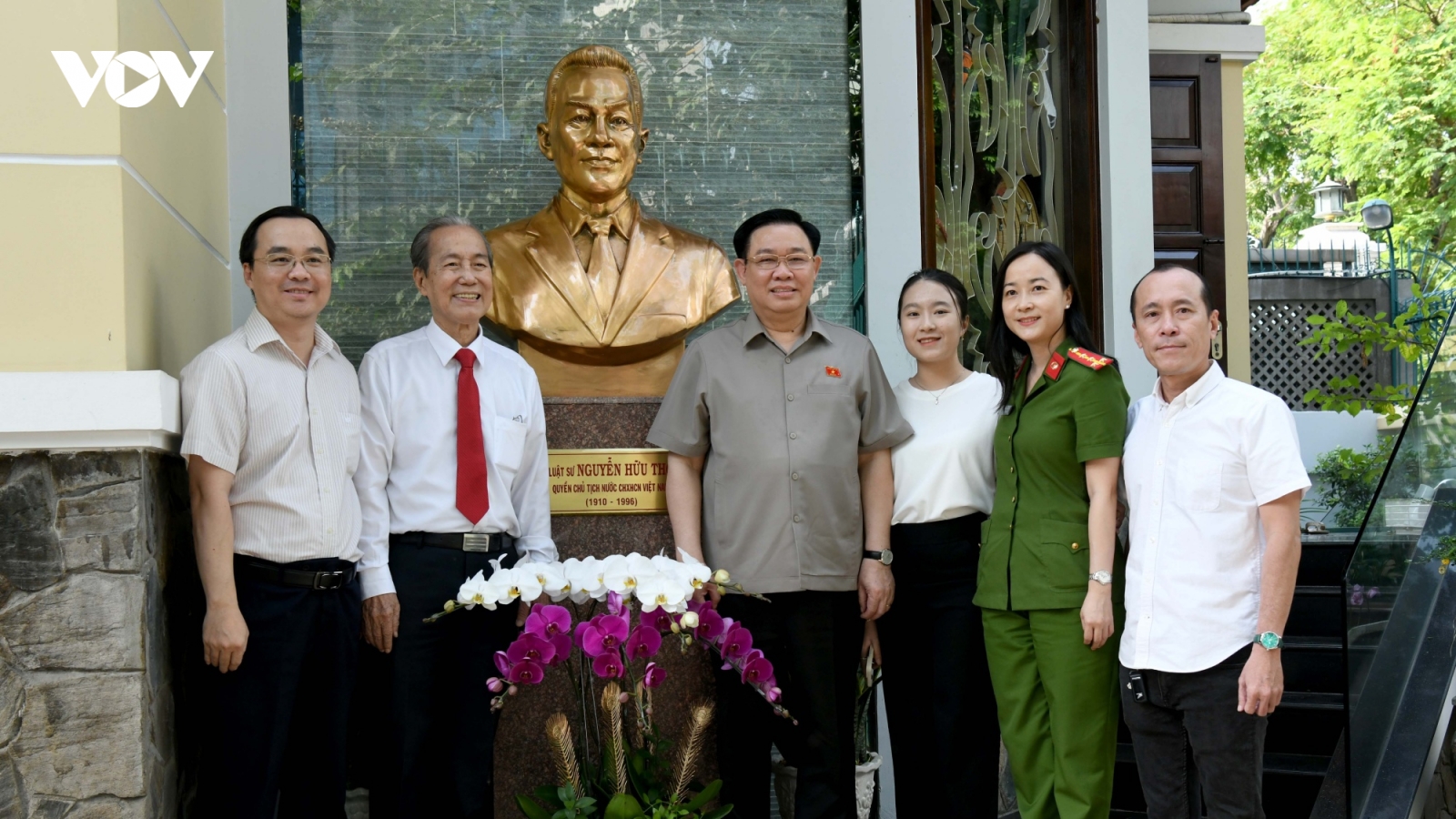 Chủ tịch Quốc hội thăm, chúc Tết gia đình cố Chủ tịch Quốc hội Nguyễn Hữu Thọ