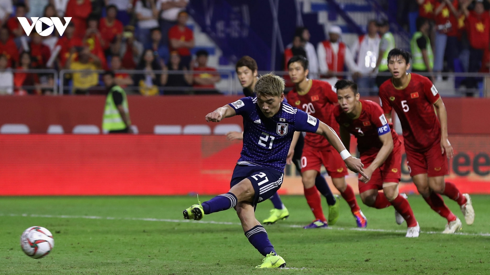 ĐT Việt Nam nguy cơ “mất sạch” hàng thủ từng làm khó Nhật Bản tại Asian Cup 2019