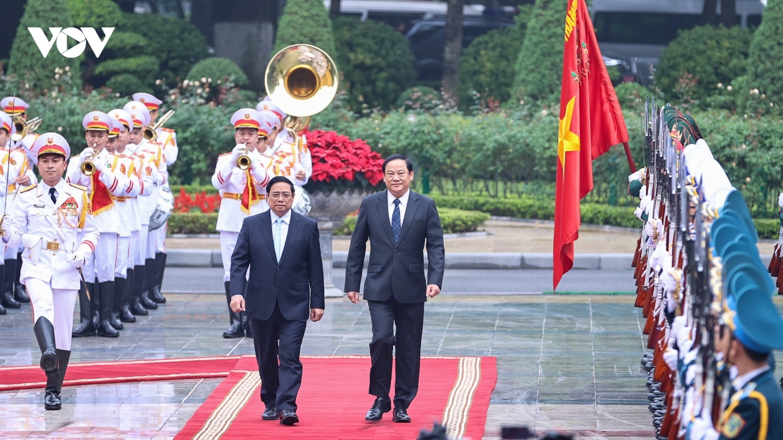 Toàn cảnh: Thủ tướng Phạm Minh Chính chủ trì lễ đón chính thức Thủ tướng Lào