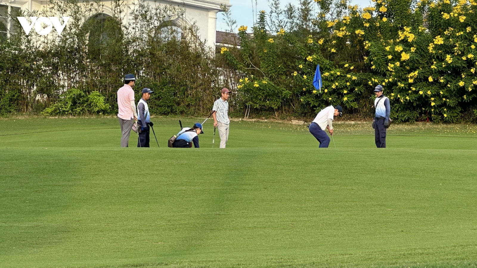 Giám đốc Sở NN&PTNT Bắc Ninh mất chức do chơi golf trong giờ hành chính